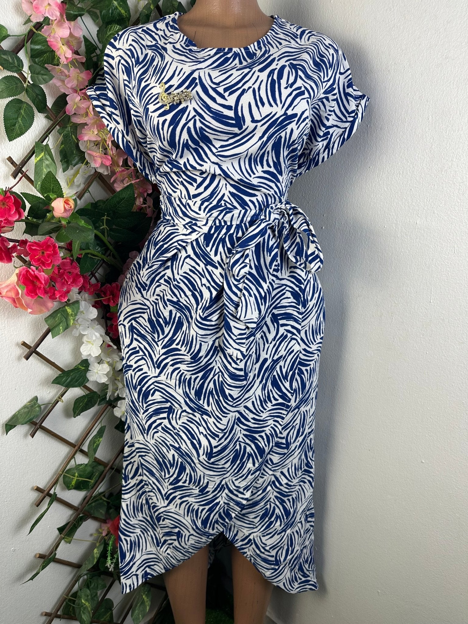 Robe évasée manches courtes ceintrée - Perluna Store - kinshasa