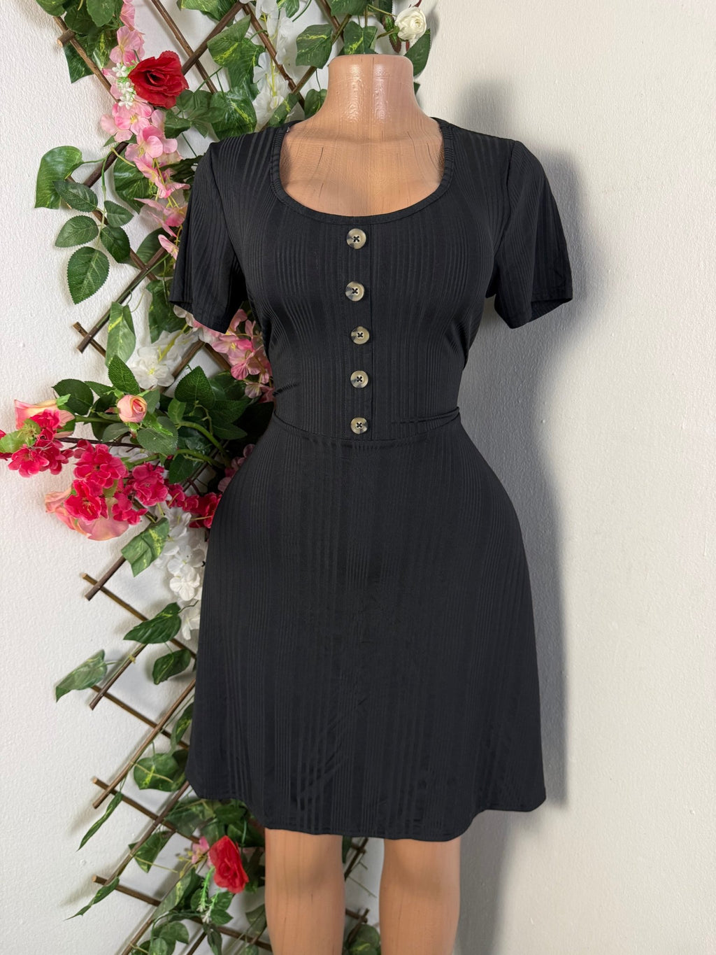 Robe évasée manches courtes col carré - Perluna Store
