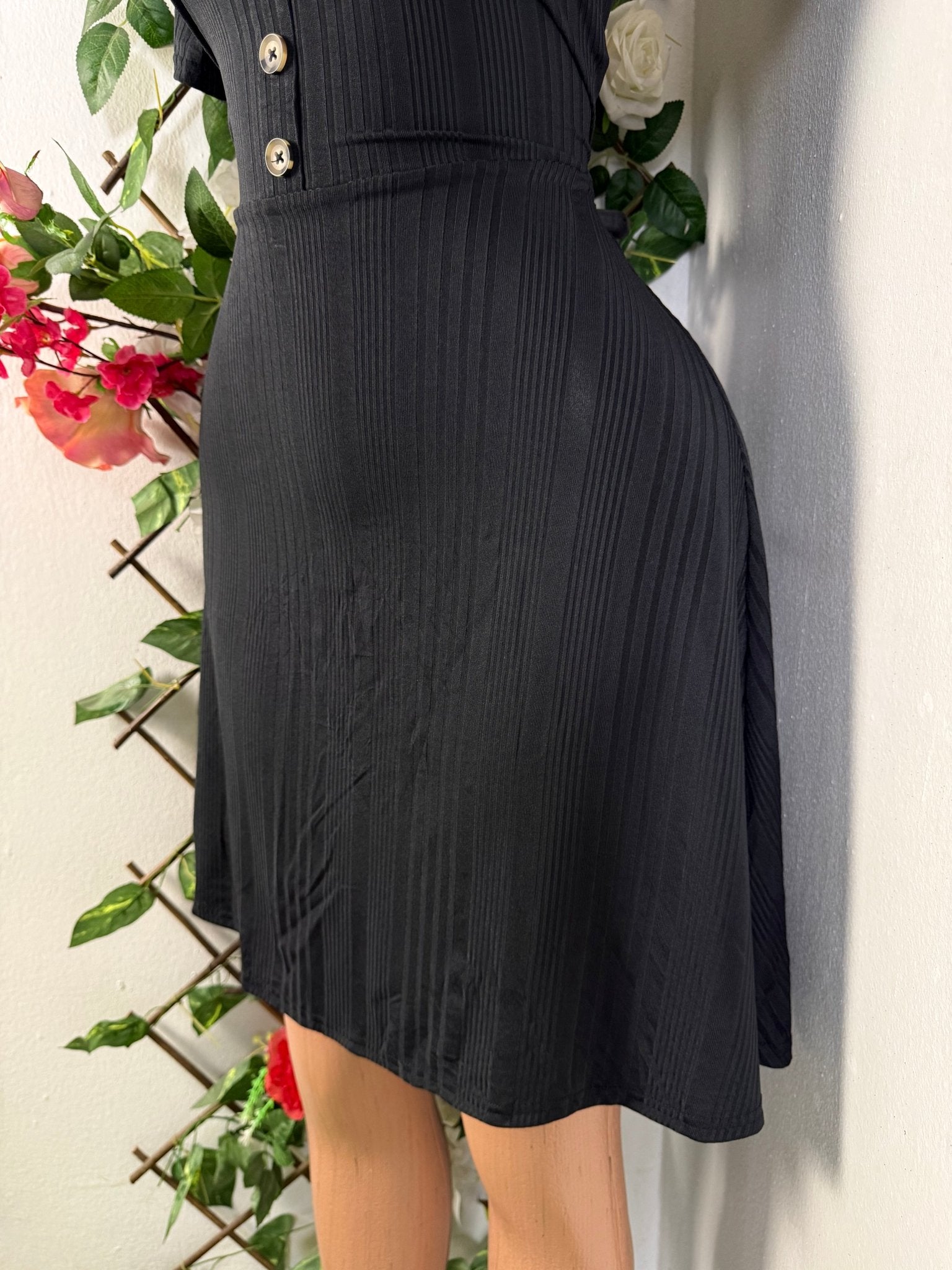 Robe évasée manches courtes col carré - Perluna Store