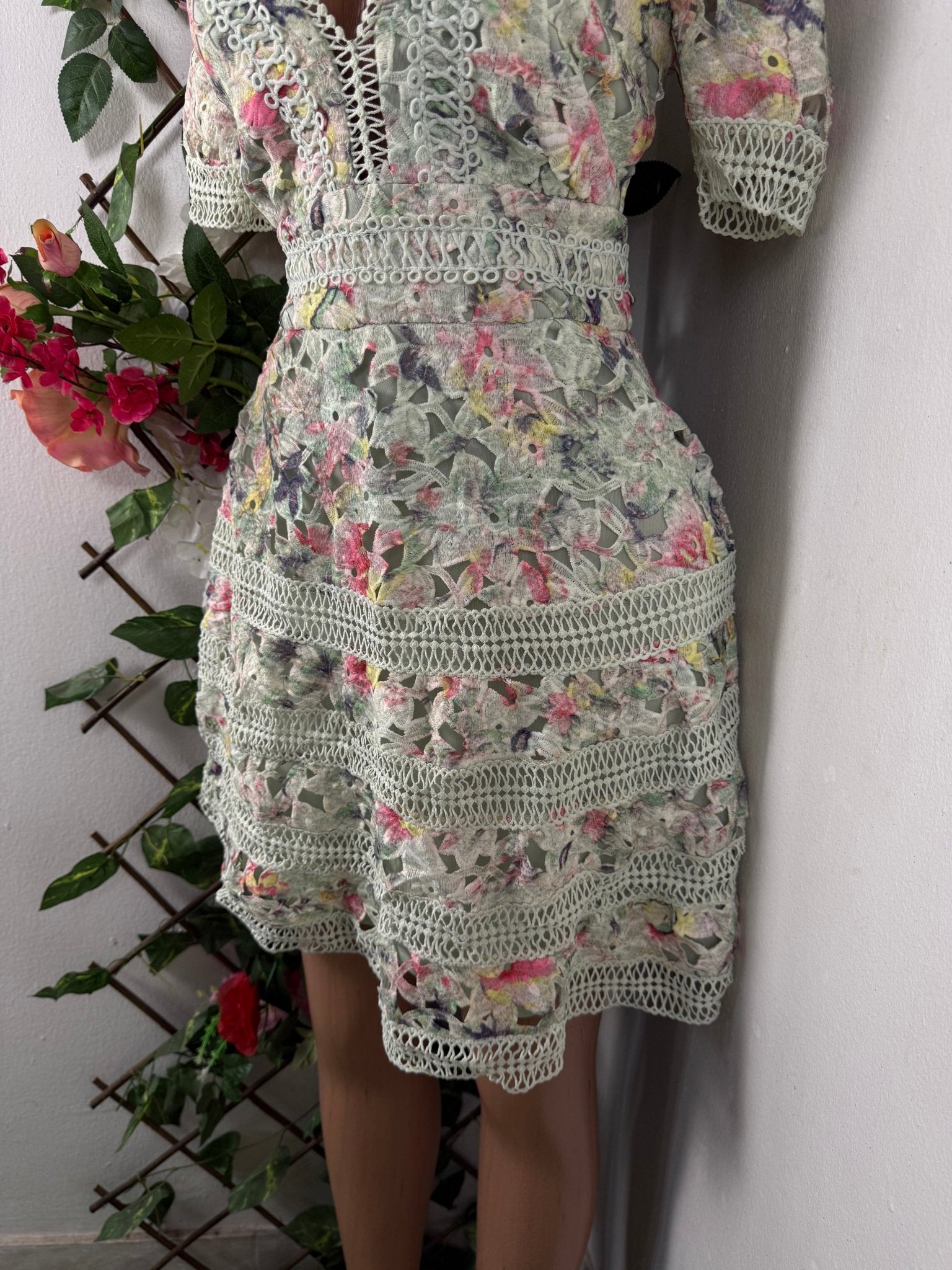 Robe évasée manches courtes col V - Perluna Store