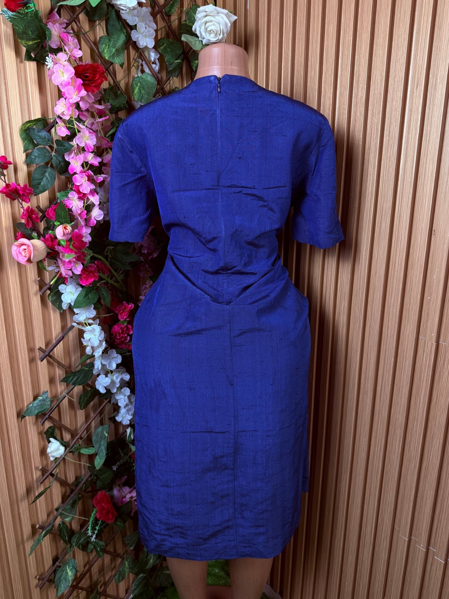 Robe évasée manches courtes décollectée - Perluna Store