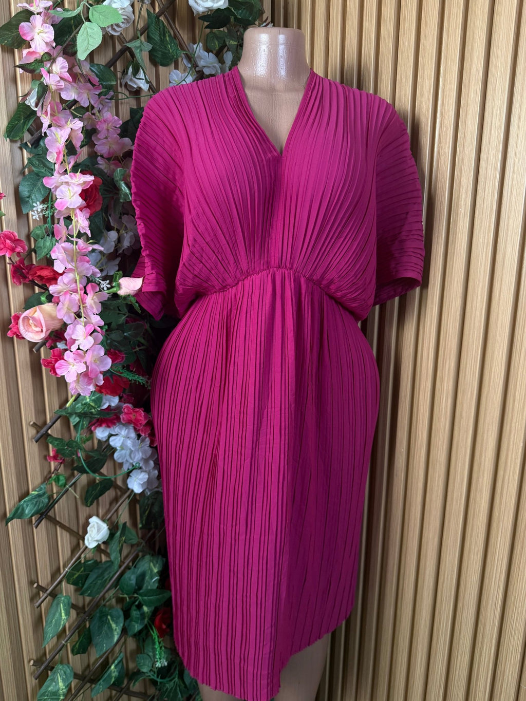 Robe évasée manches courtes décolletée - Perluna Store