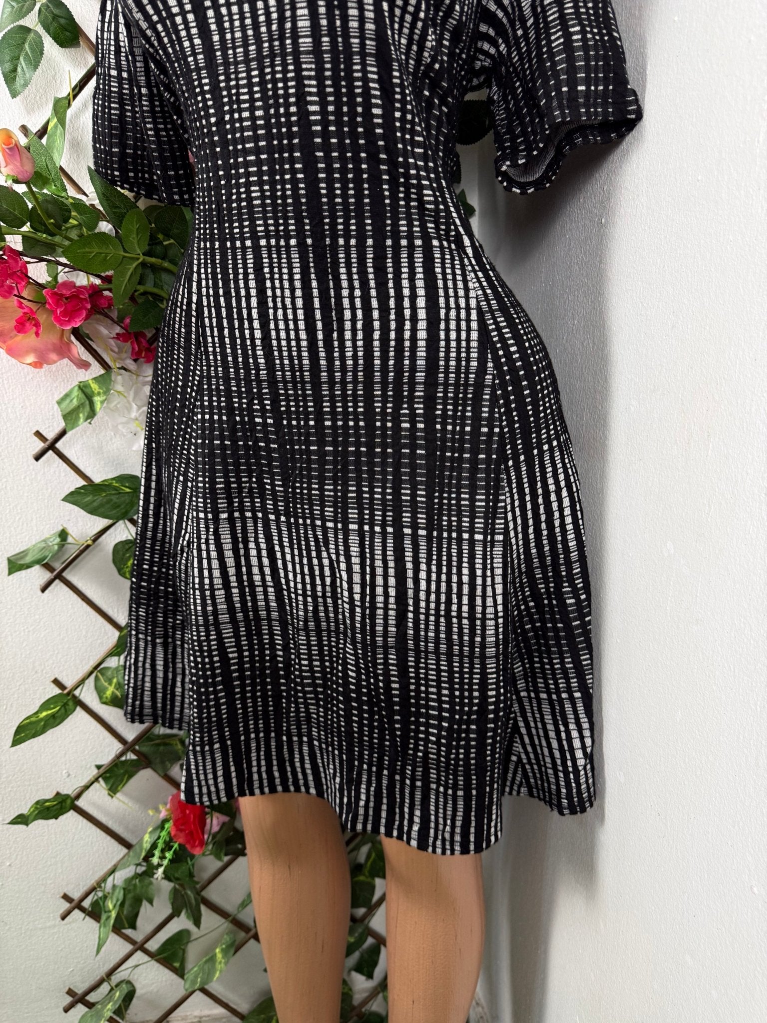 Robe évasée manches courtes drapée - Perluna Store