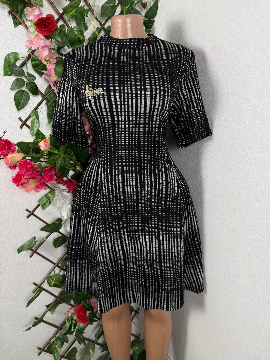 Robe évasée manches courtes drapée - Perluna Store