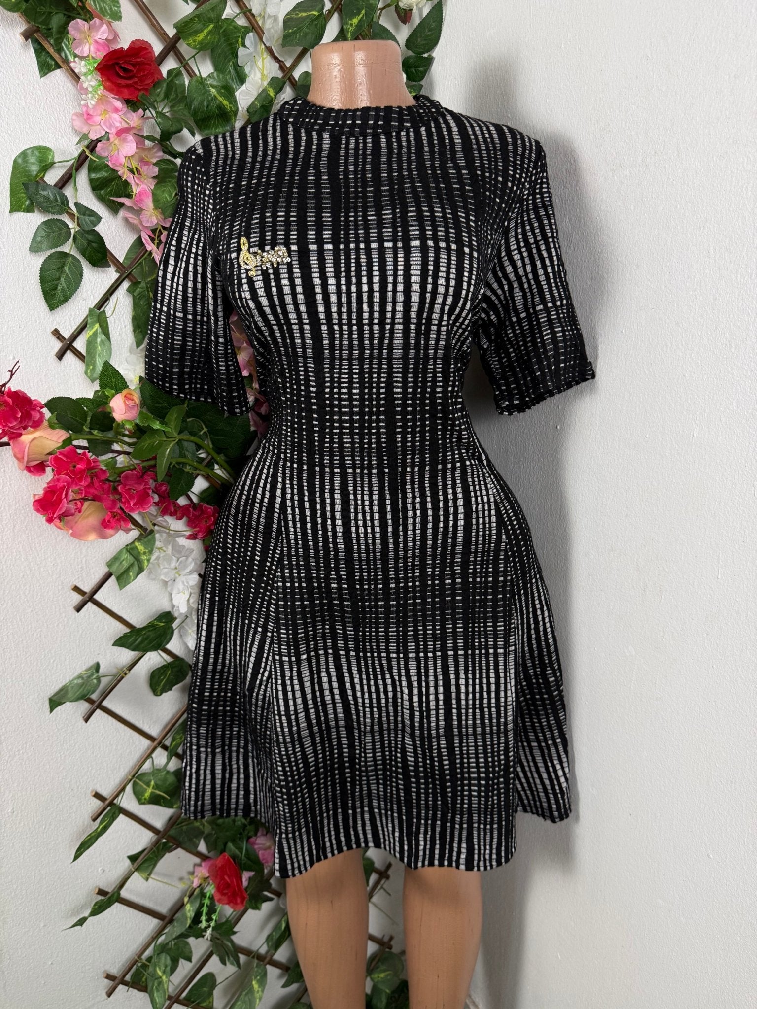 Robe évasée manches courtes drapée - Perluna Store
