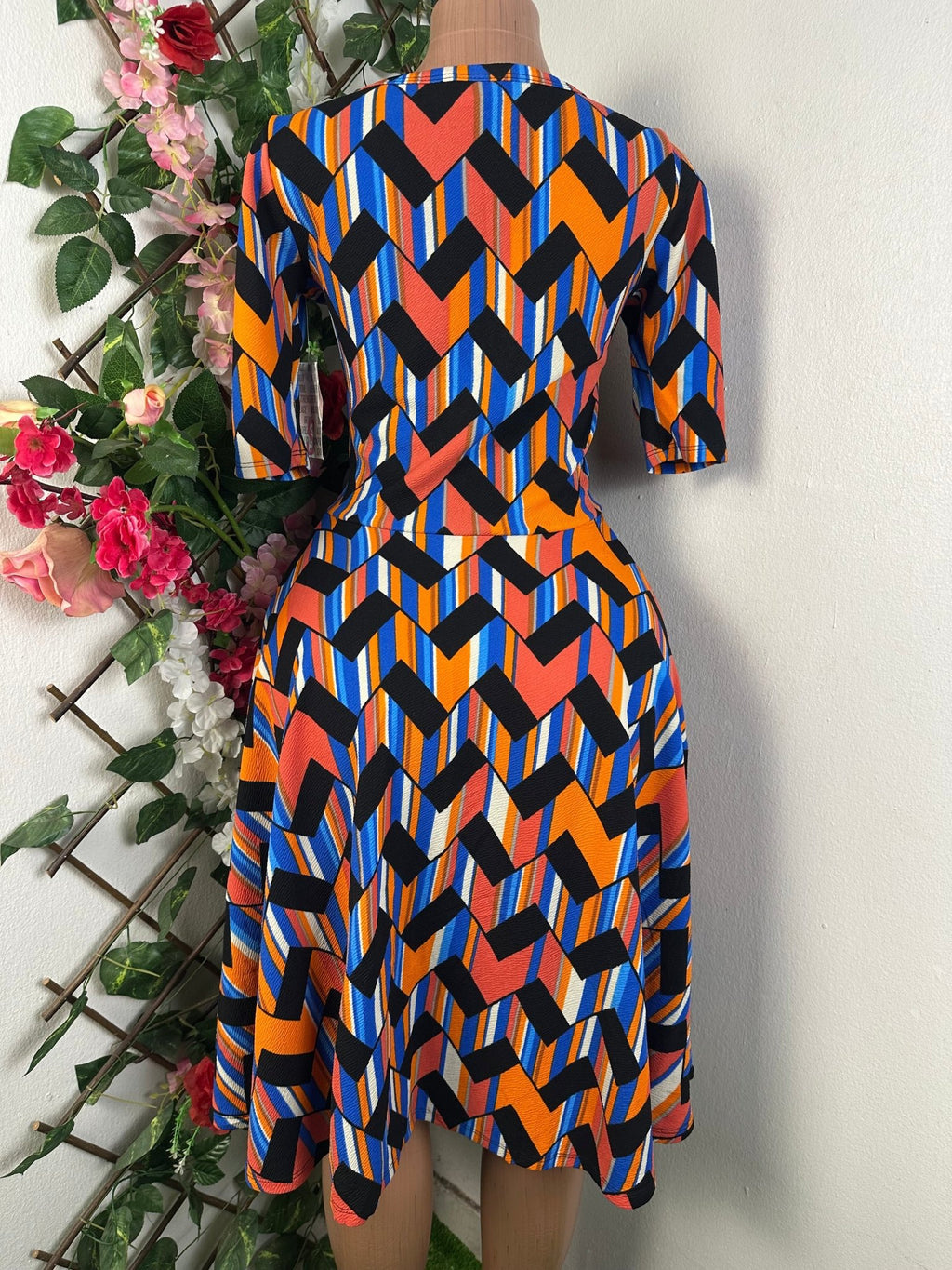 Robe évasée manches courtes drapée - Perluna Store - kinshasa