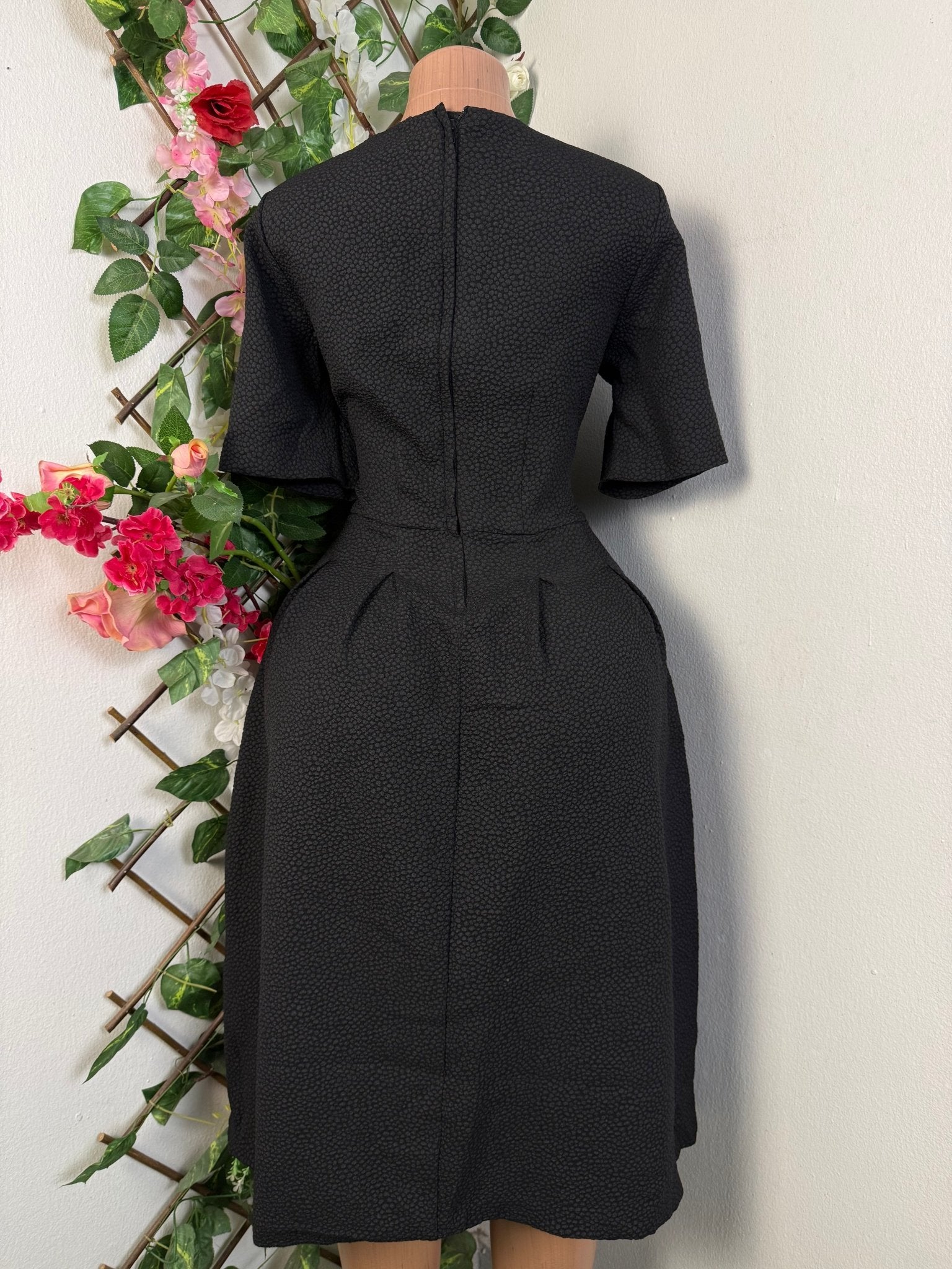 Robe évasée manches courtes - Perluna Store - kinshasa