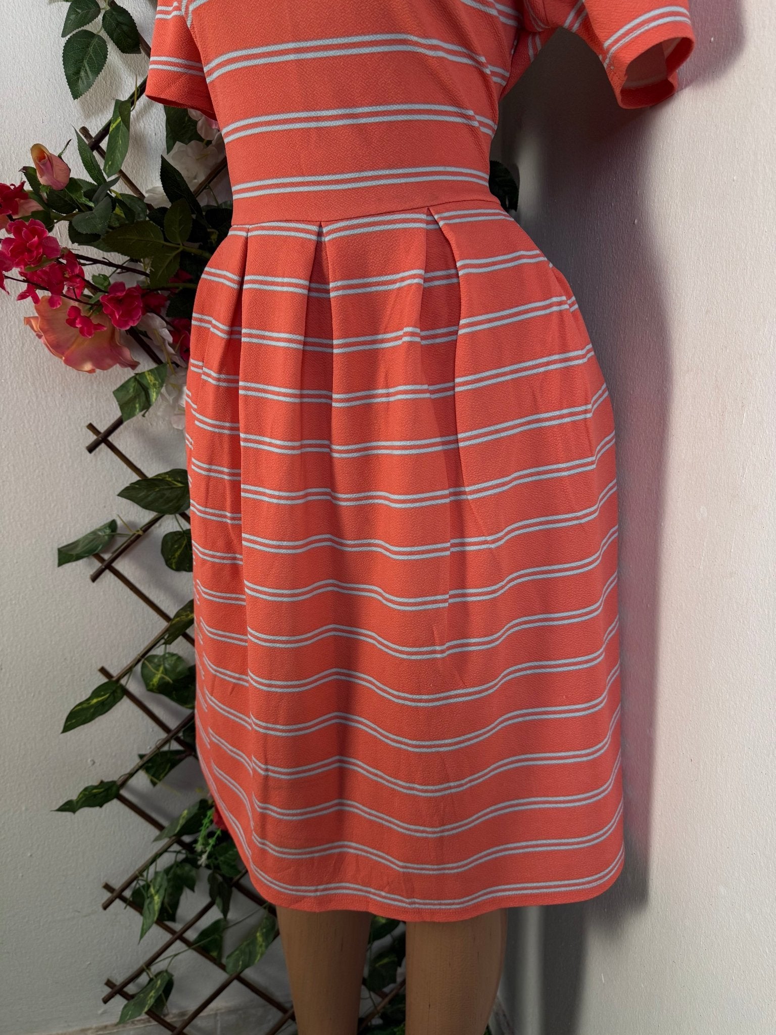 Robe évasée manches courtes - Perluna Store