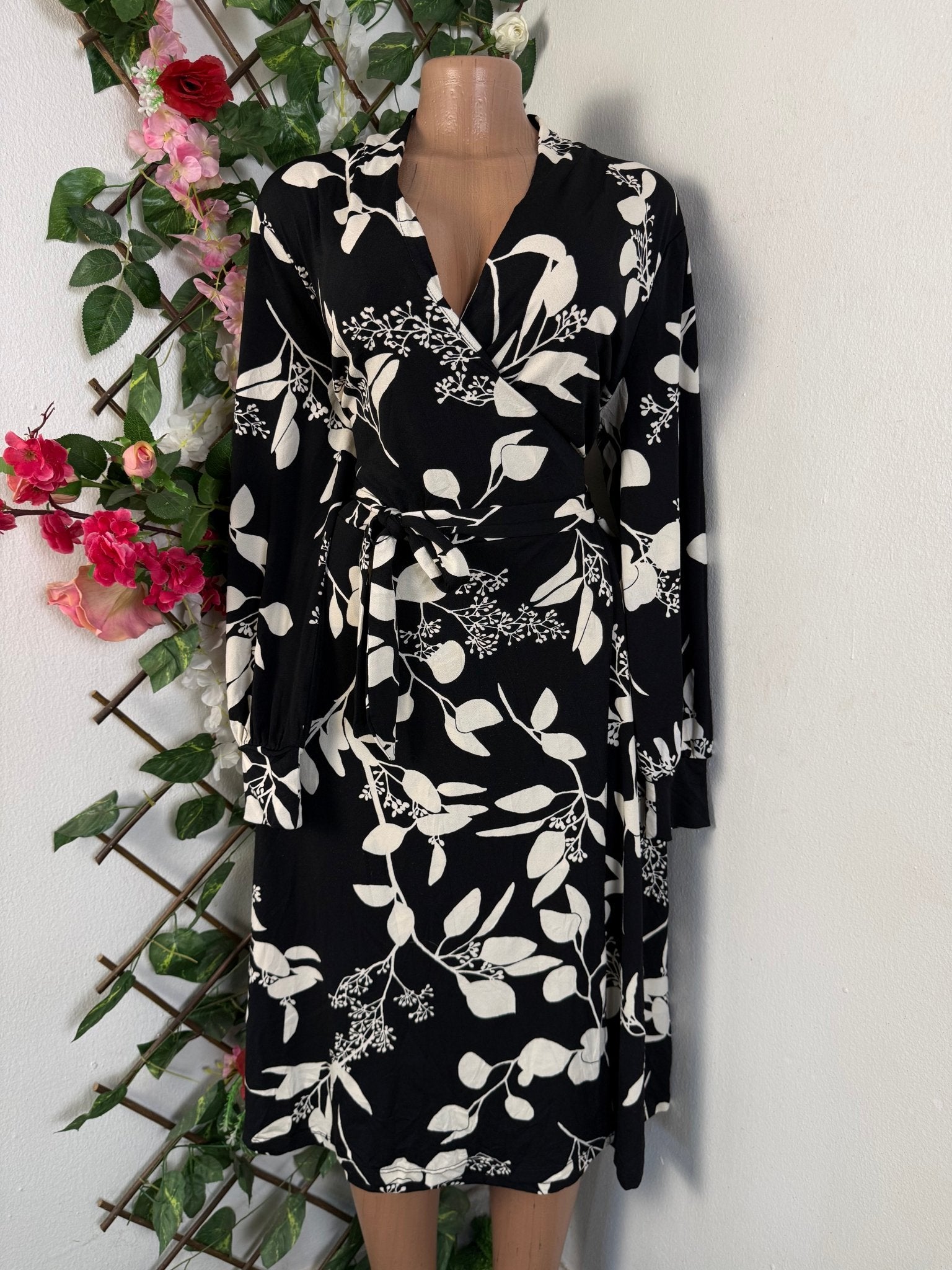 Robe évasée manches longue imprimée fleurie - Perluna Store