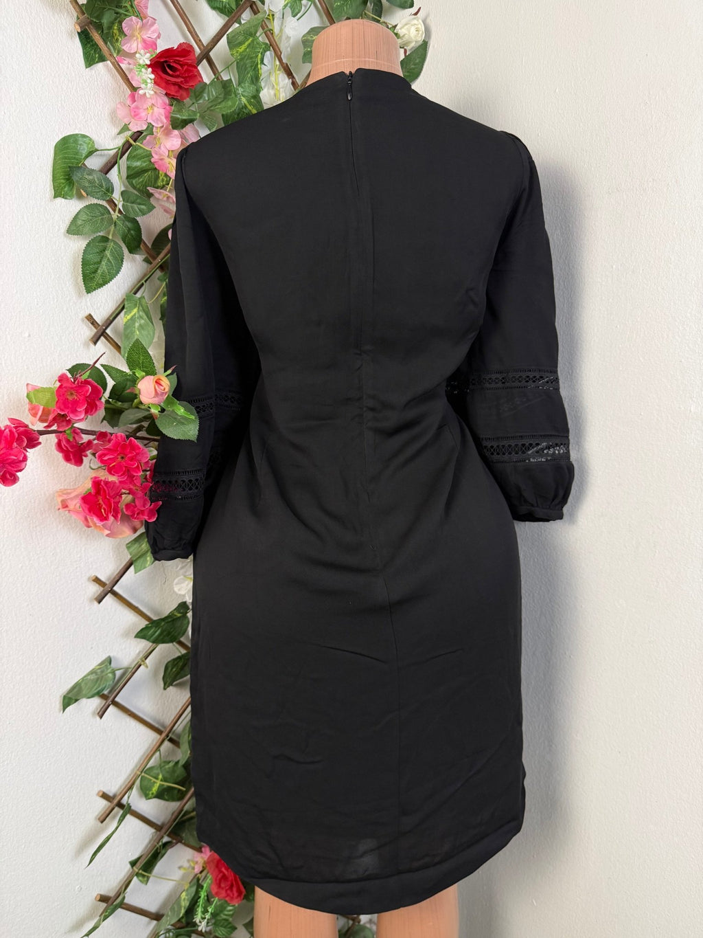 Robe évasée manches longues décollectée - Perluna Store - kinshasa