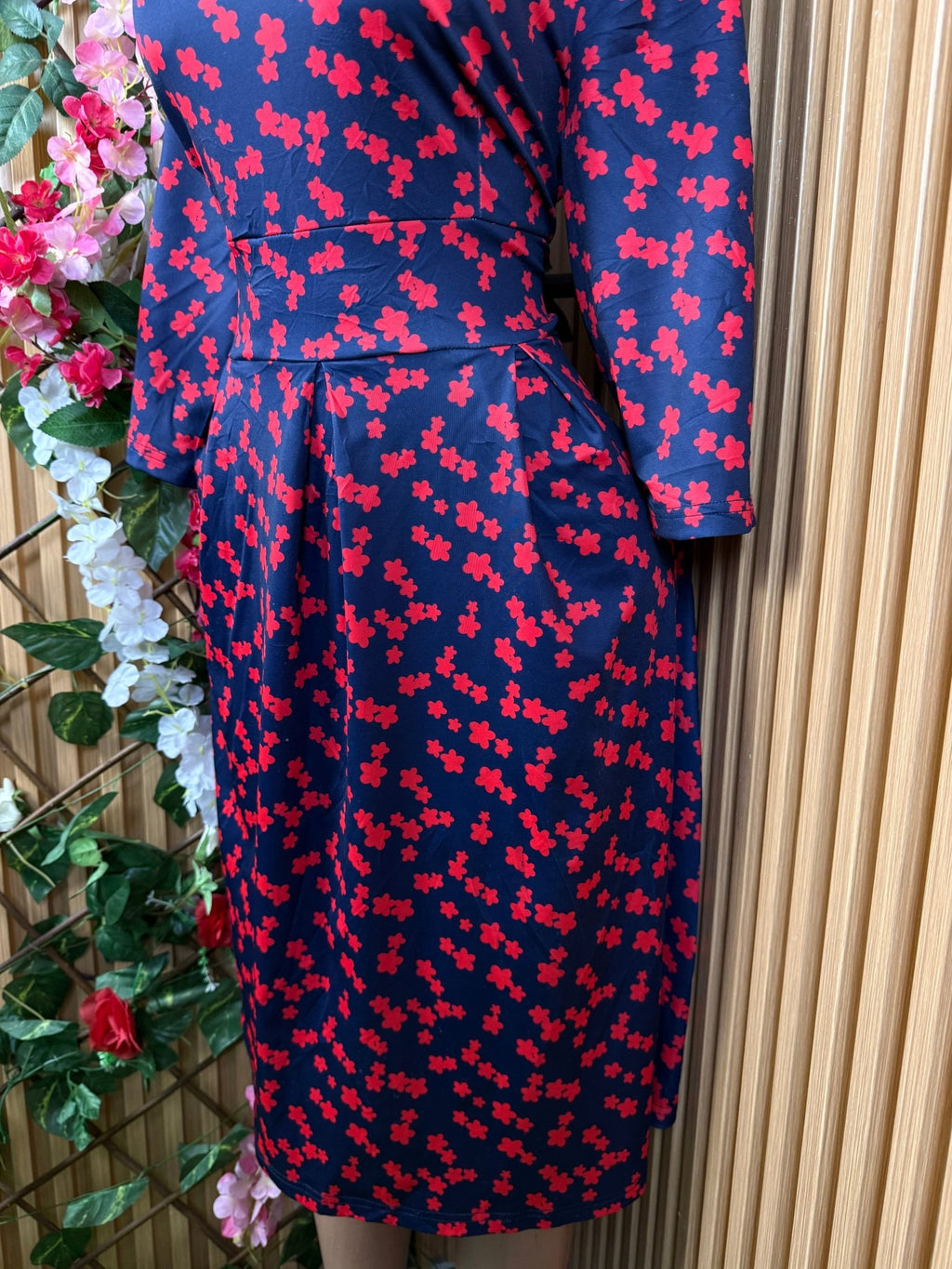 Robe évasée manches longues décollectée - Perluna Store