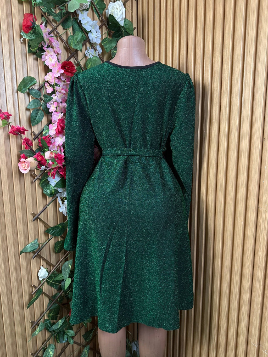 Robe évasée manches longues décollectée - Perluna Store