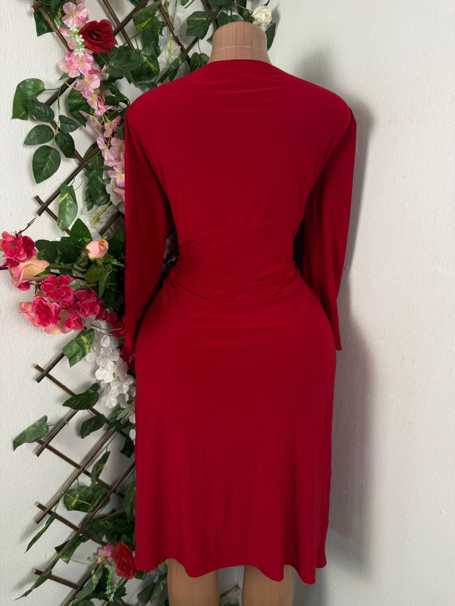 Robe évasée manches longues décollectée - Perluna Store
