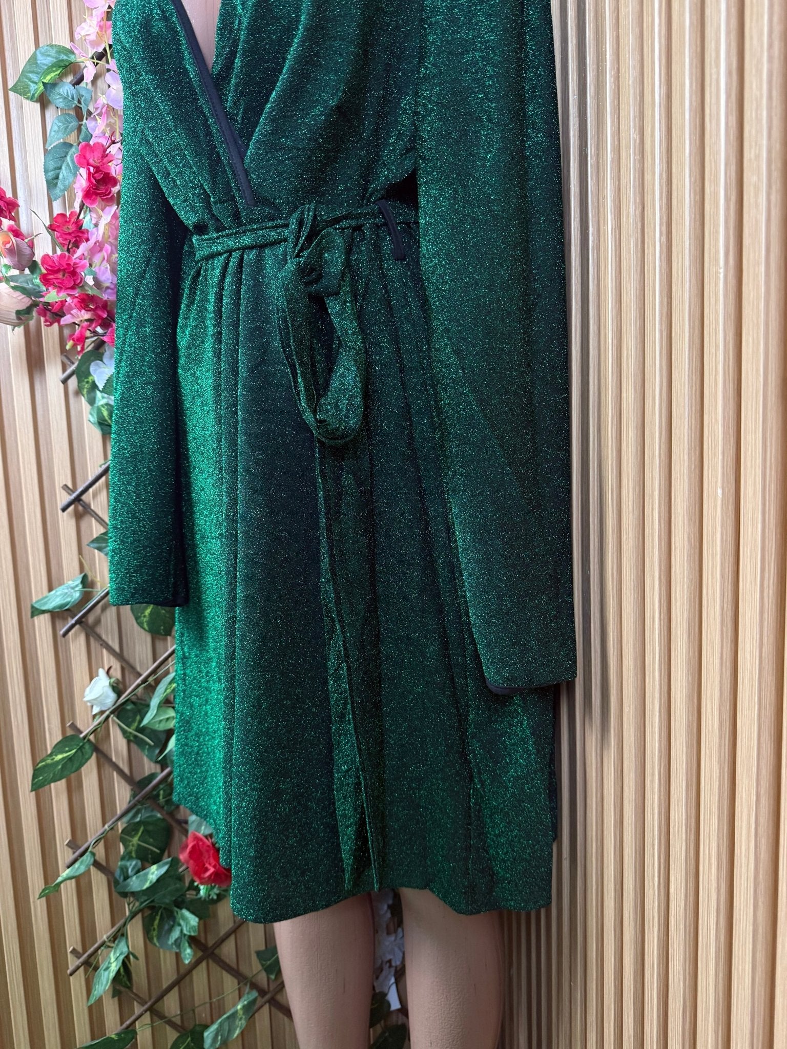 Robe évasée manches longues décollectée - Perluna Store