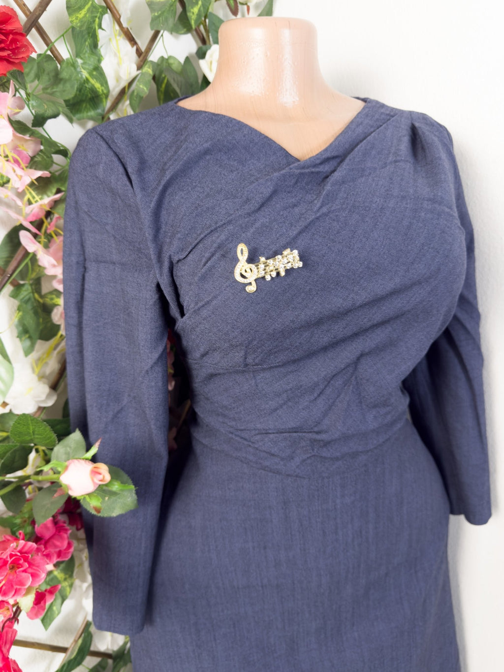 Robe évasée manches longues décollectée - Perluna Store