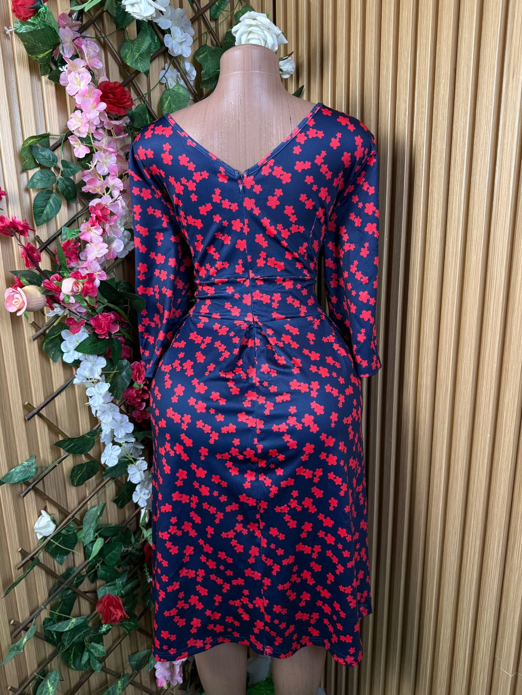 Robe évasée manches longues décollectée - Perluna Store