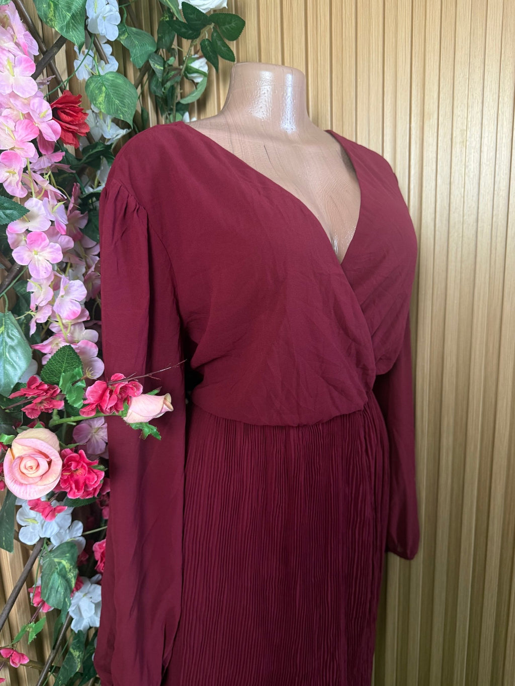 Robe évasée manches longues décolletéé - Perluna Store