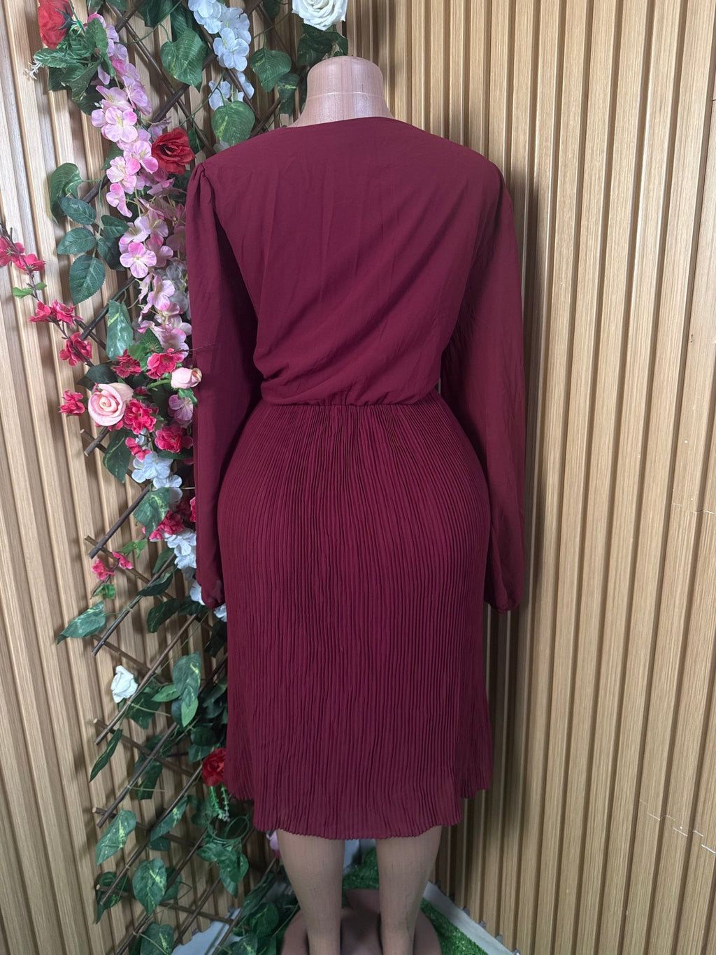 Robe évasée manches longues décolletéé - Perluna Store