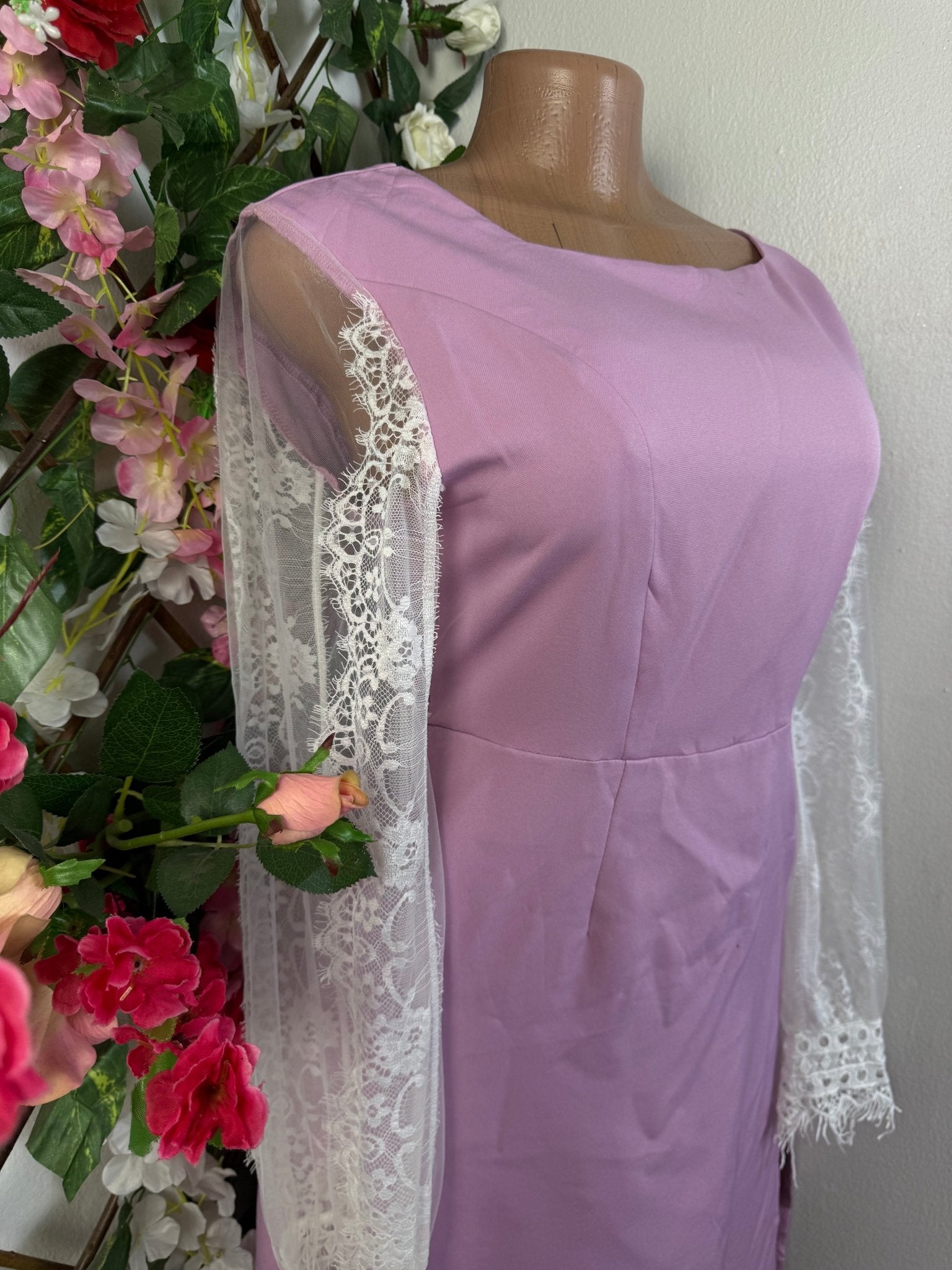 Robe évasée manches longues décolletée - Perluna Store - kinshasa