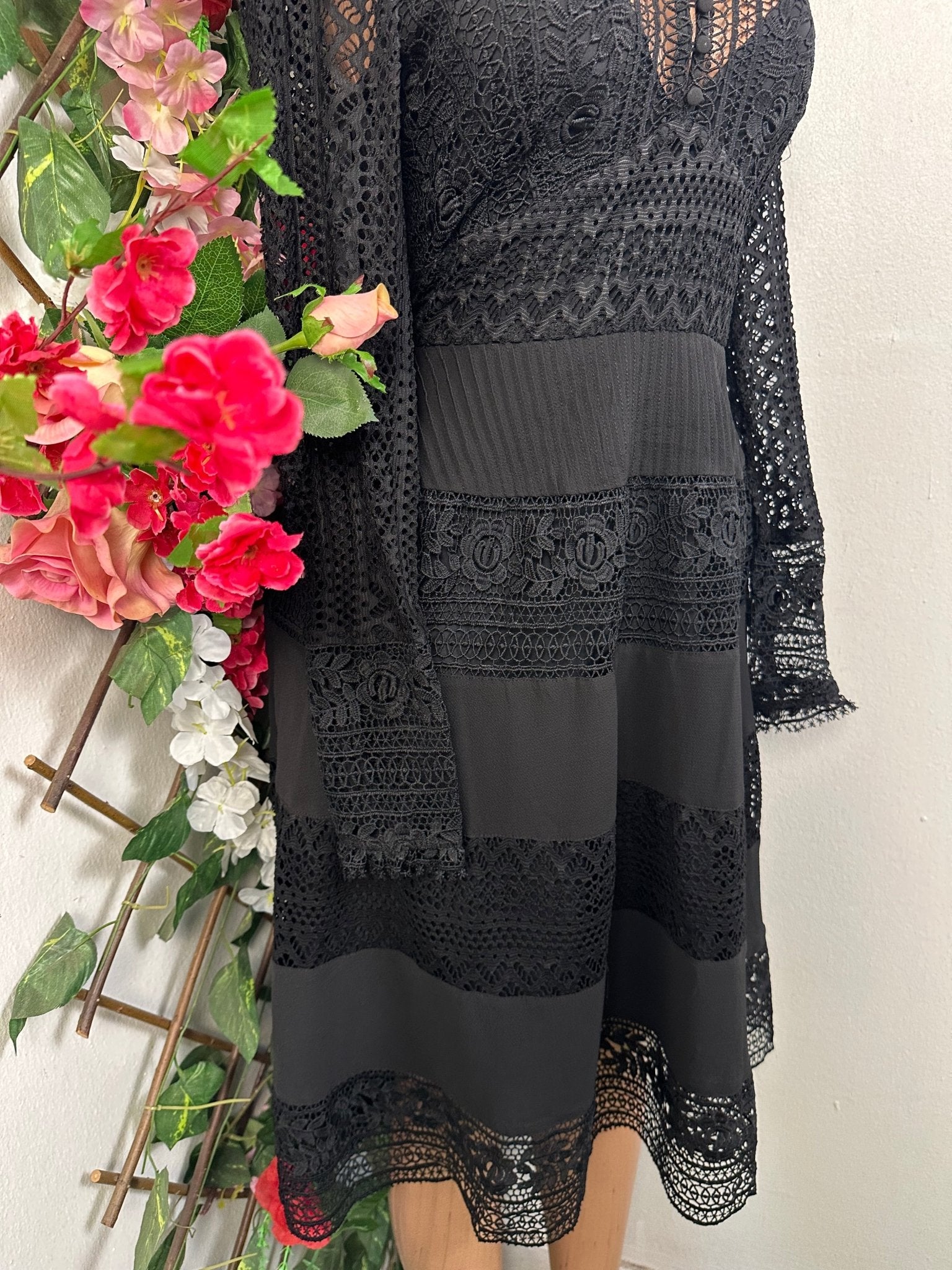 Robe évasée manches longues - Perluna Store - kinshasa