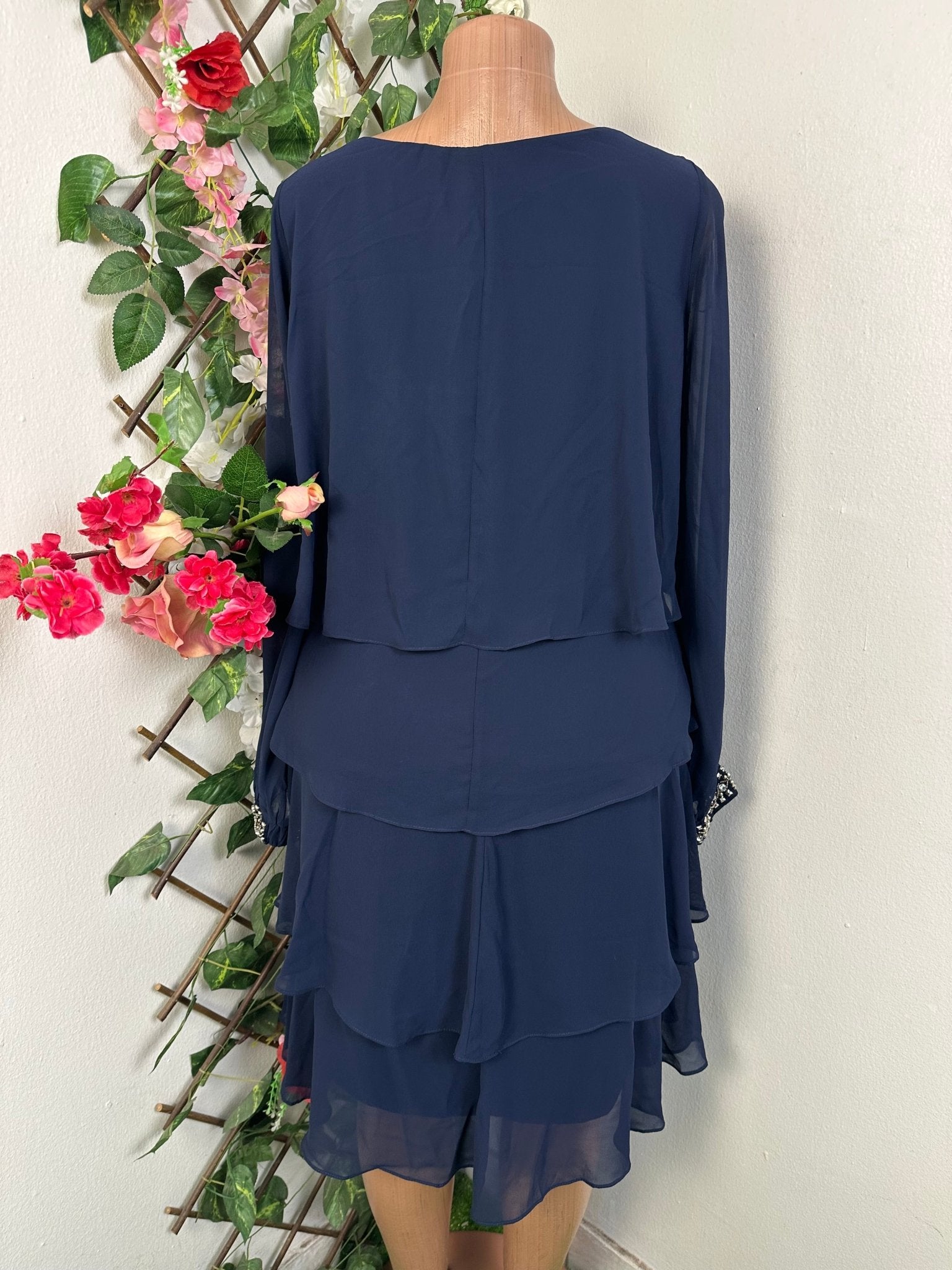 Robe évasée manches longues - Perluna Store - kinshasa