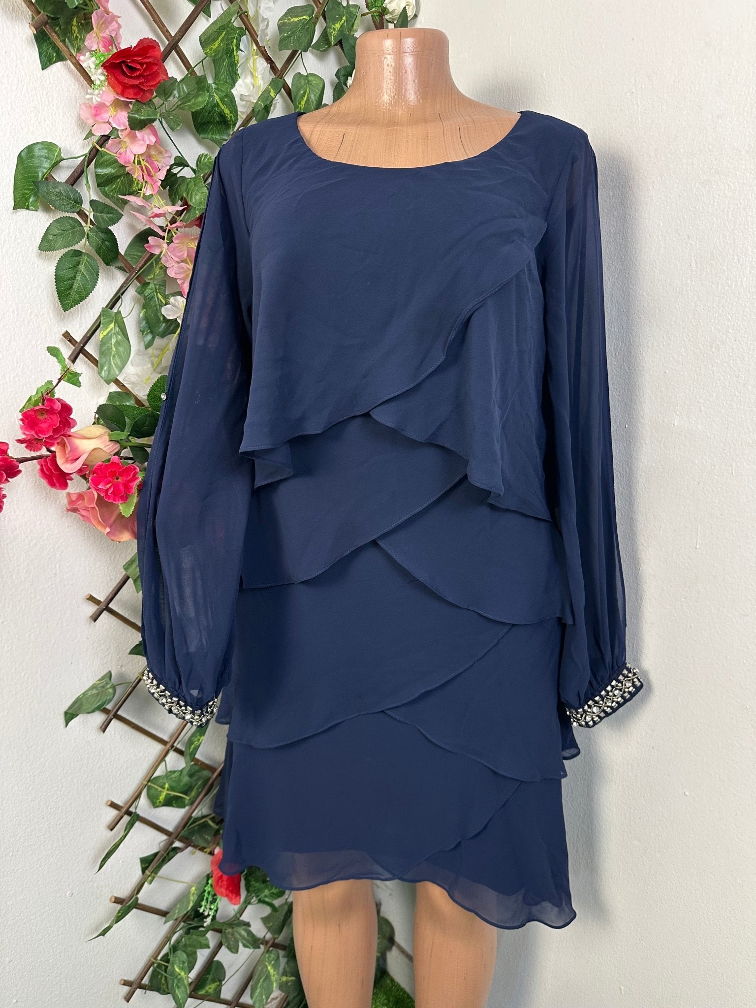 Robe évasée manches longues - Perluna Store - kinshasa