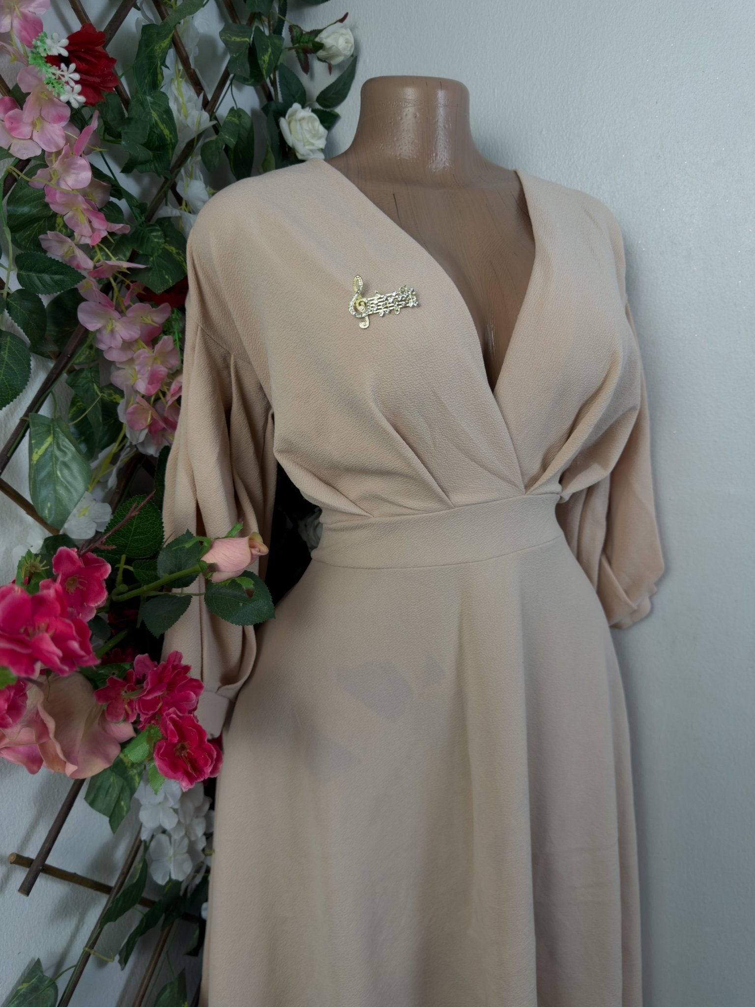 Robe évasée mi-longue manches longues col V - Perluna Store