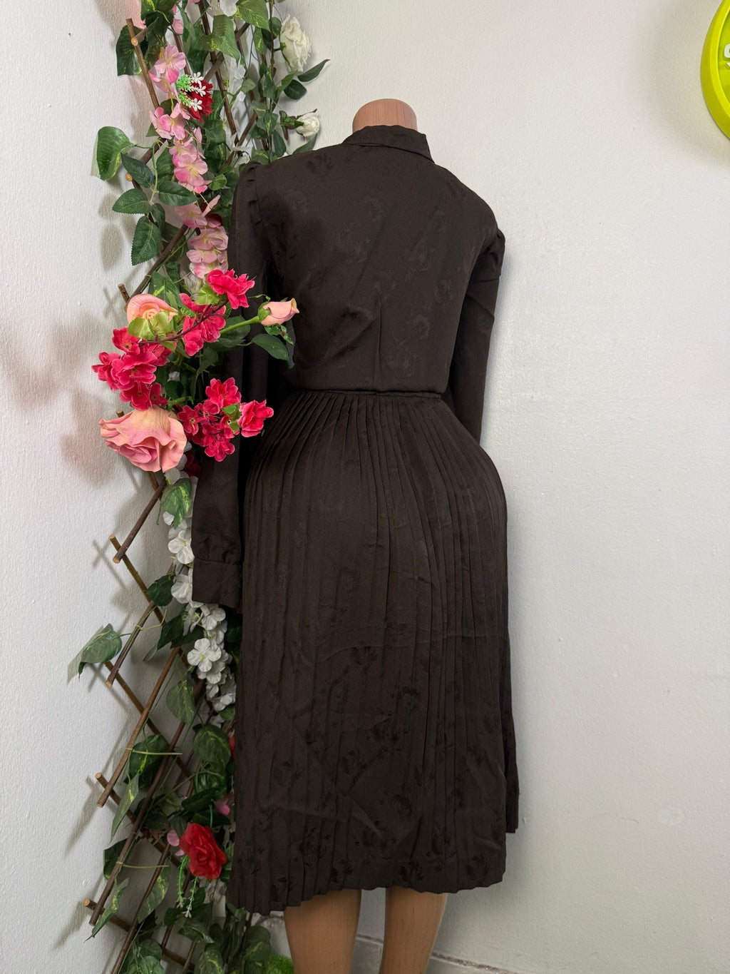 Robe évasée mi - longue manches longues - Perluna Store - kinshasa