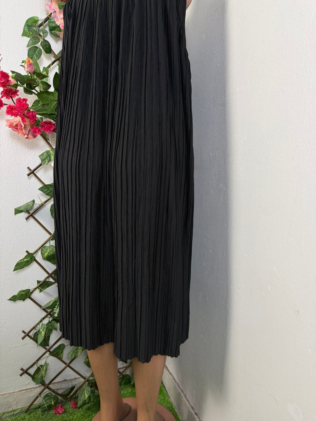 Robe évasée mi - longue sans manches - Perluna Store - kinshasa