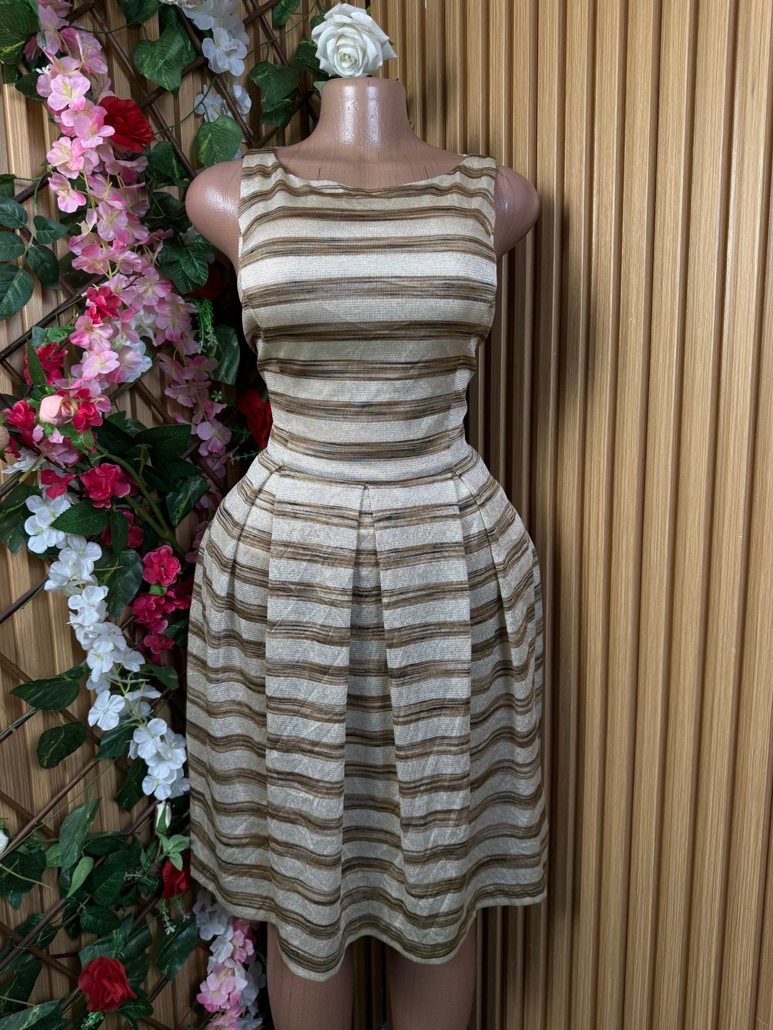 Robe évasée sans à bretelles décollectée - Perluna Store