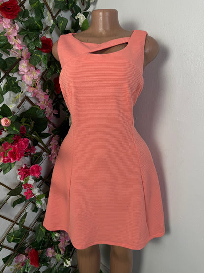 Robe évasée sans décolleté ouverture - Perluna Store - kinshasa