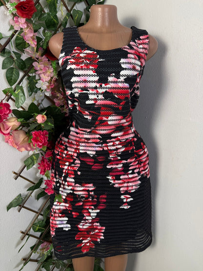 Robe évasée sans manche  - Perluna Store - kinshasa