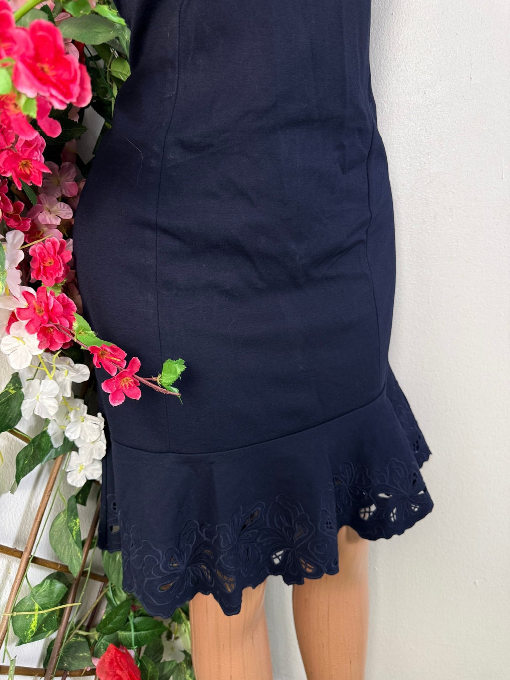 Robe évasée sans manche - Perluna Store - kinshasa