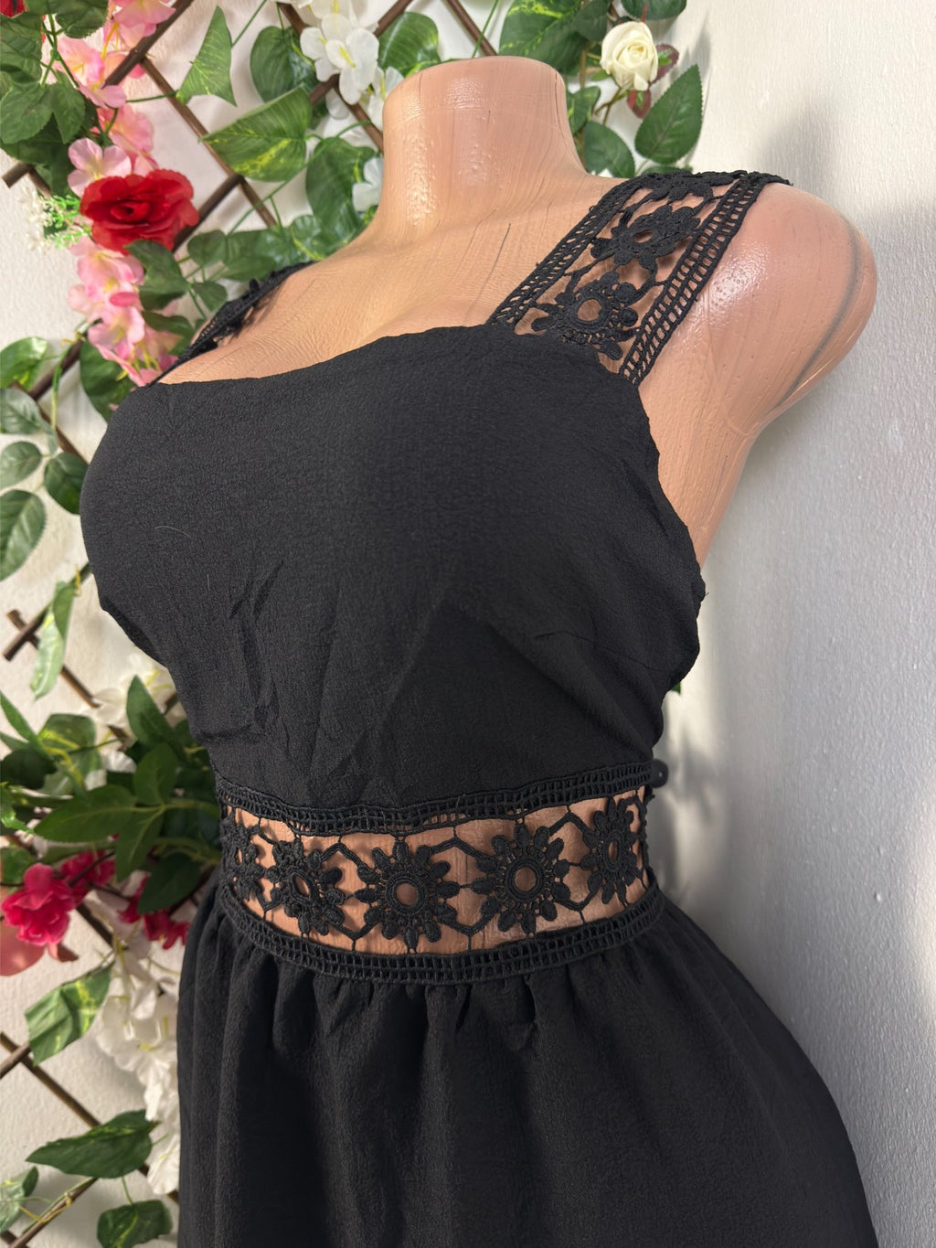 Robe évasée sans manches ceintrée - Perluna Store