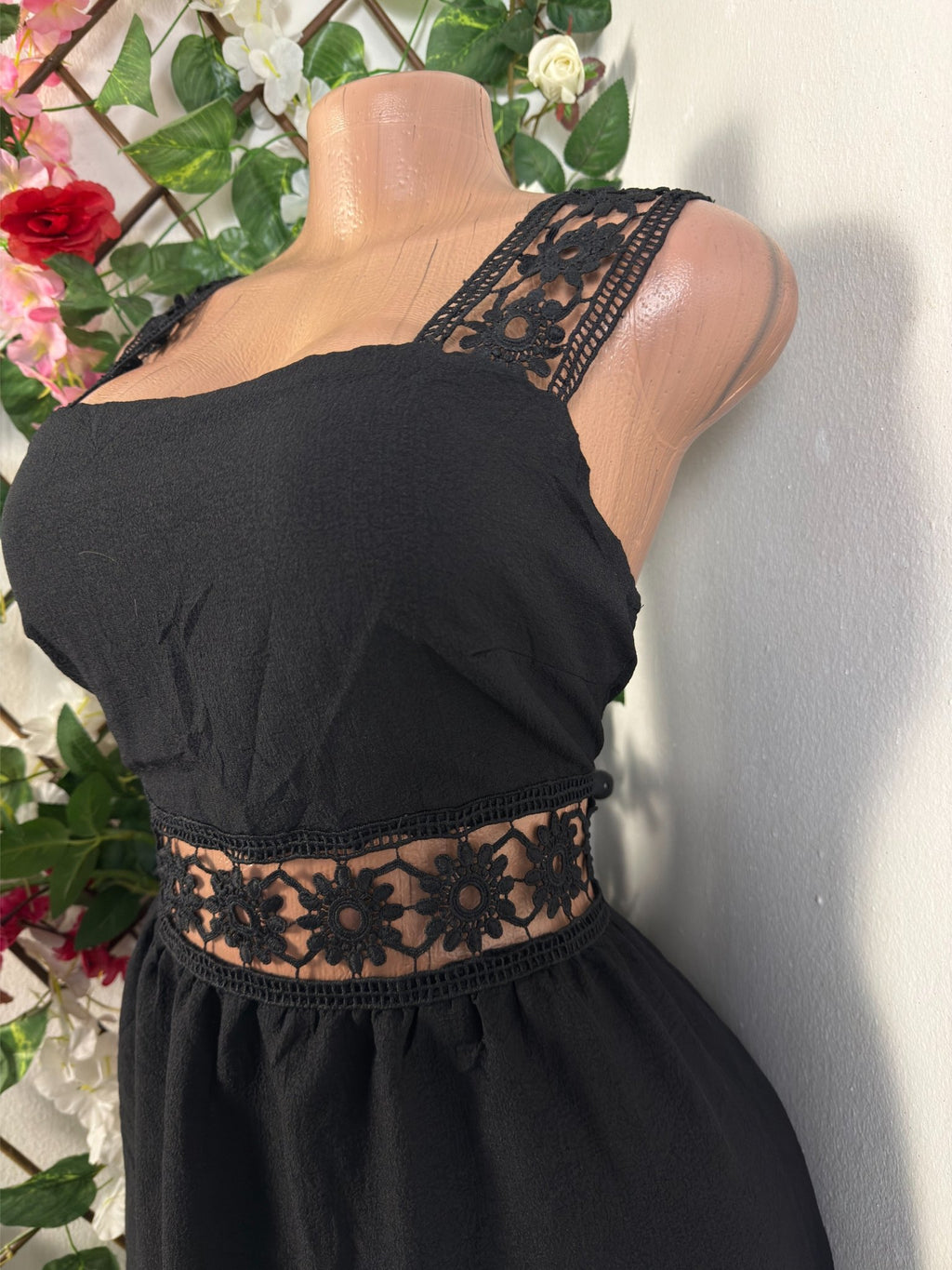 Robe évasée sans manches ceintrée - Perluna Store