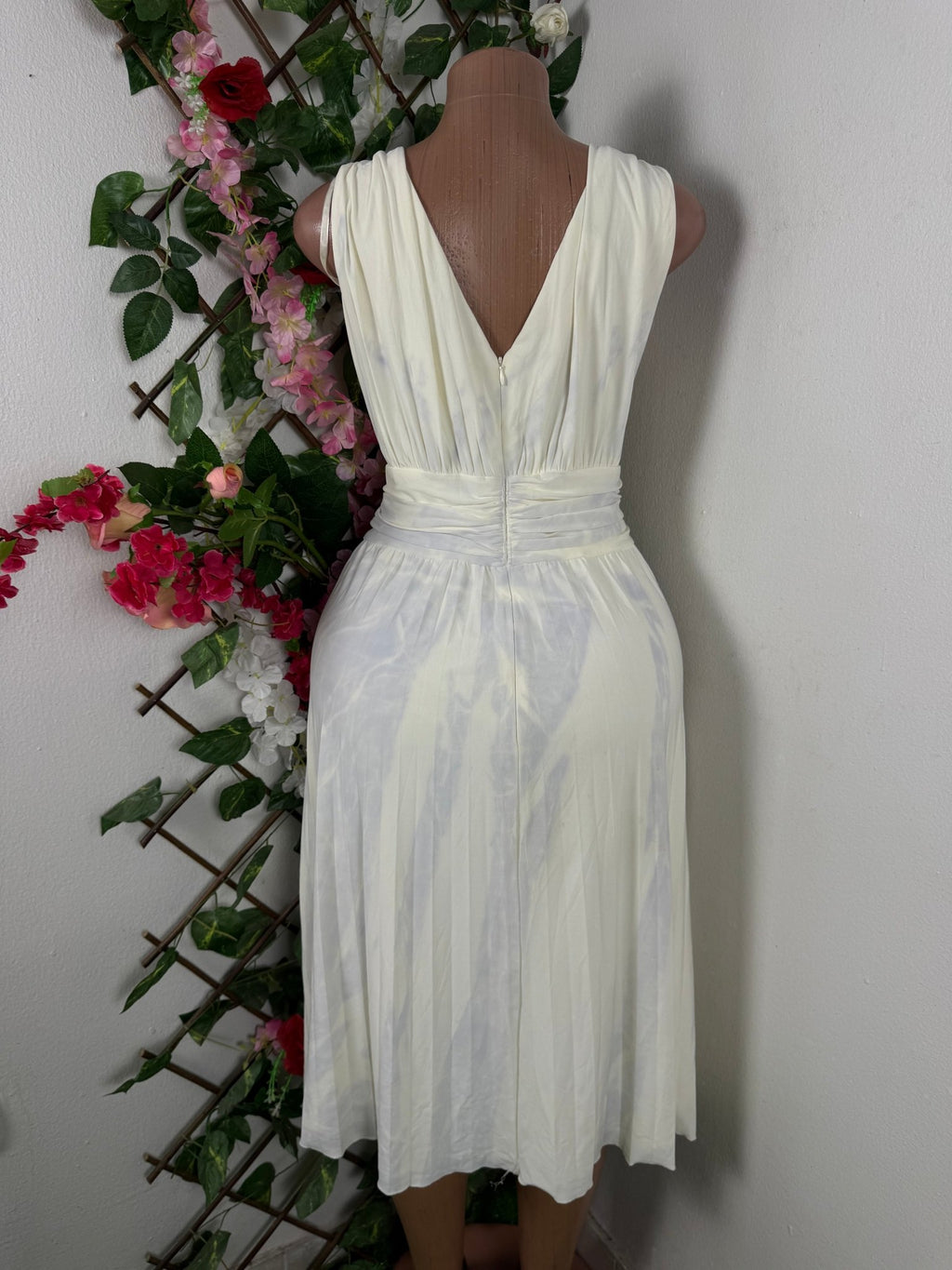 Robe évasée sans manches ceintrée - Perluna Store