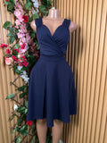 Robe évasée sans manches décollectée - Perluna Store