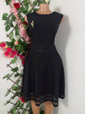 Robe évasée sans manches décollectée - Perluna Store