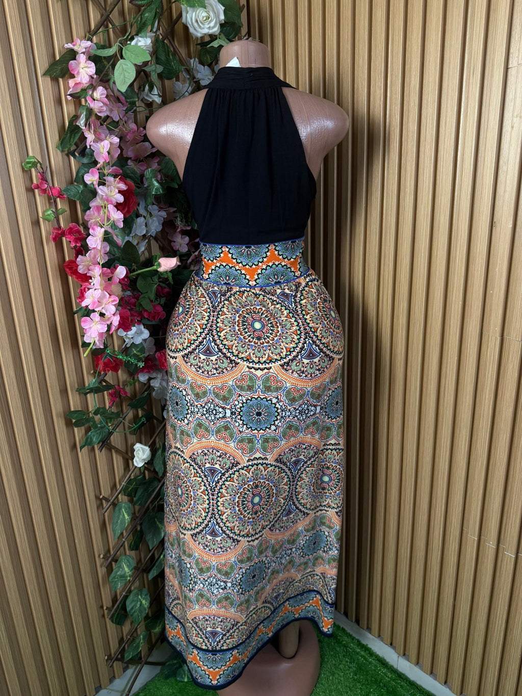 Robe évasée sans manches décolletée - Perluna Store