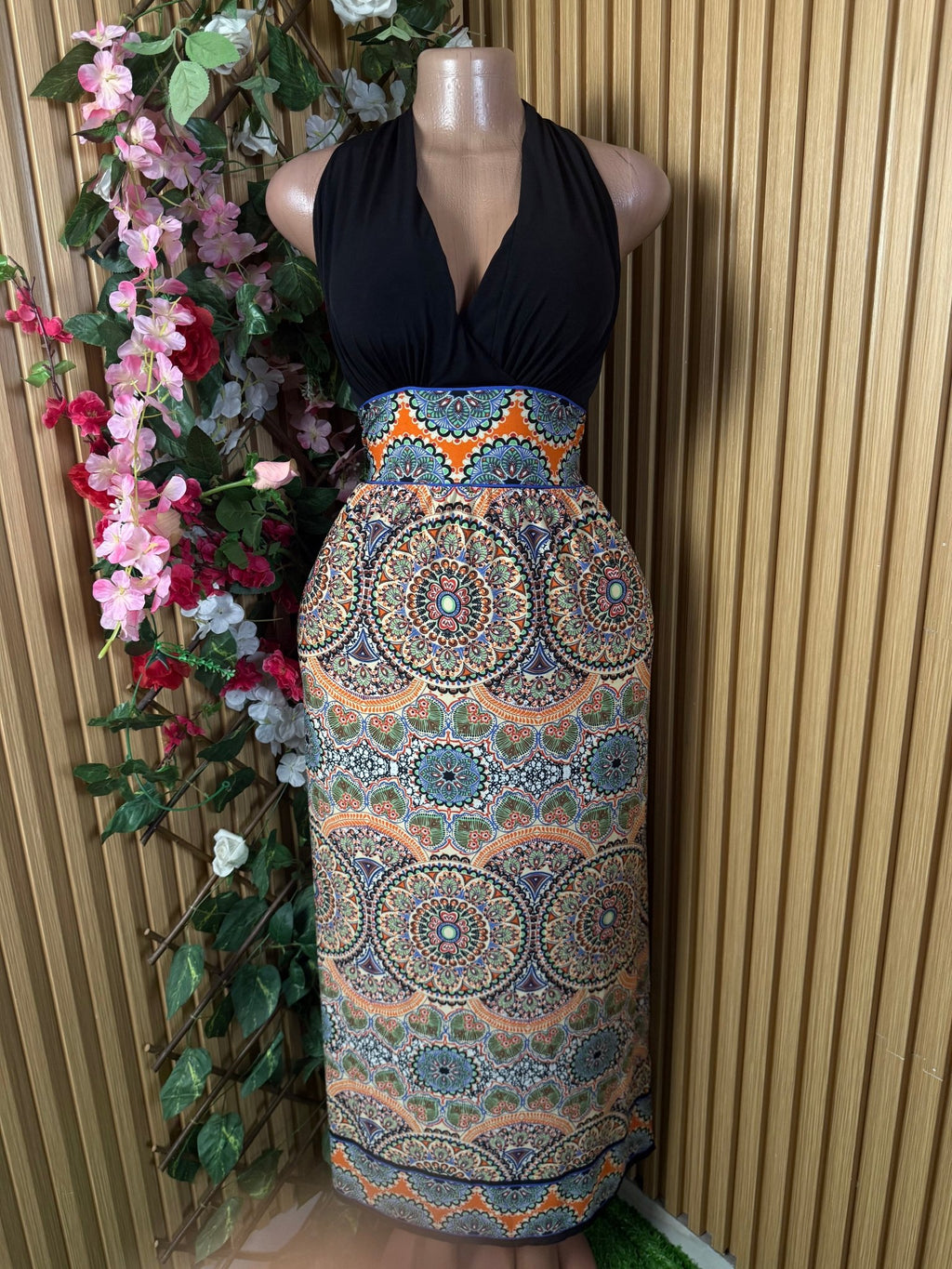 Robe évasée sans manches décolletée - Perluna Store