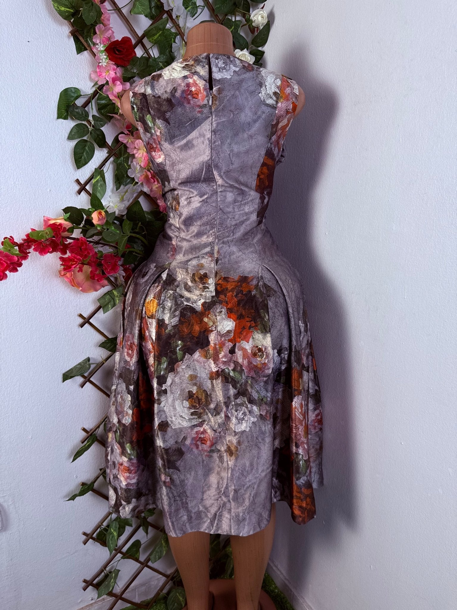 Robe évasée sans manches imprimée fleurie - Perluna Store