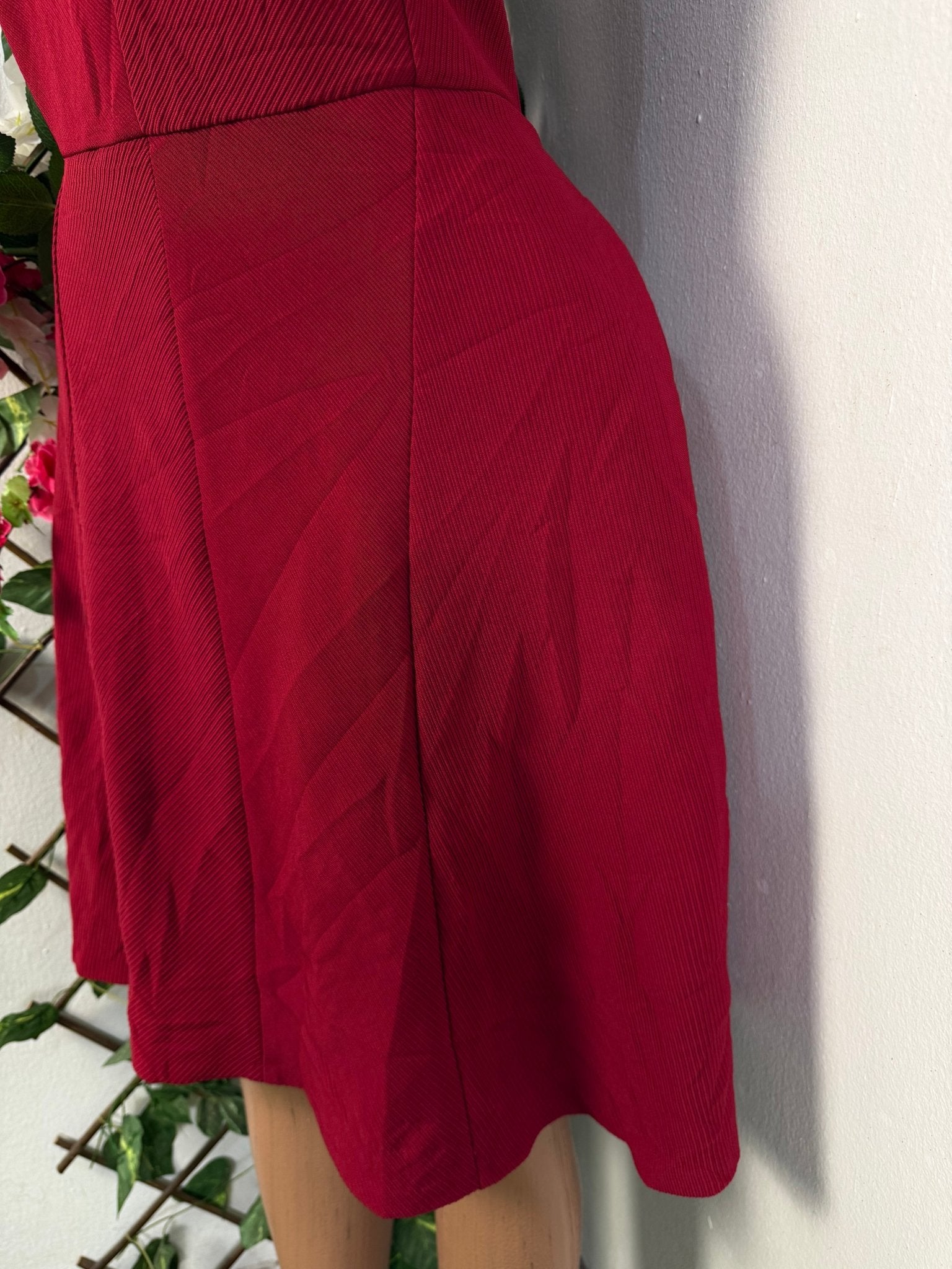Robe évasée taille colle en v - Perluna Store
