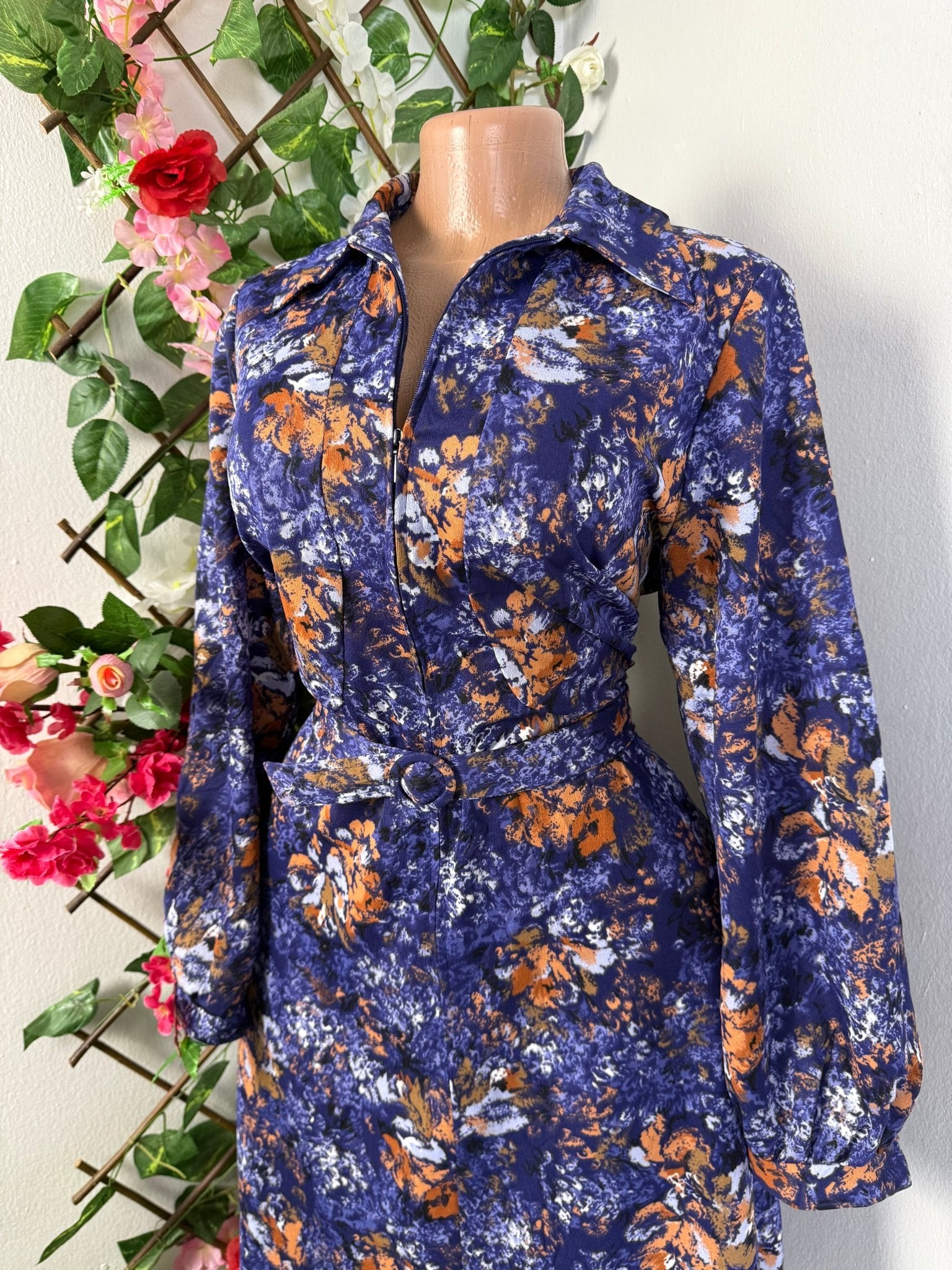 Robe fleurie manche longue colle chemise - Perluna Store - kinshasa
