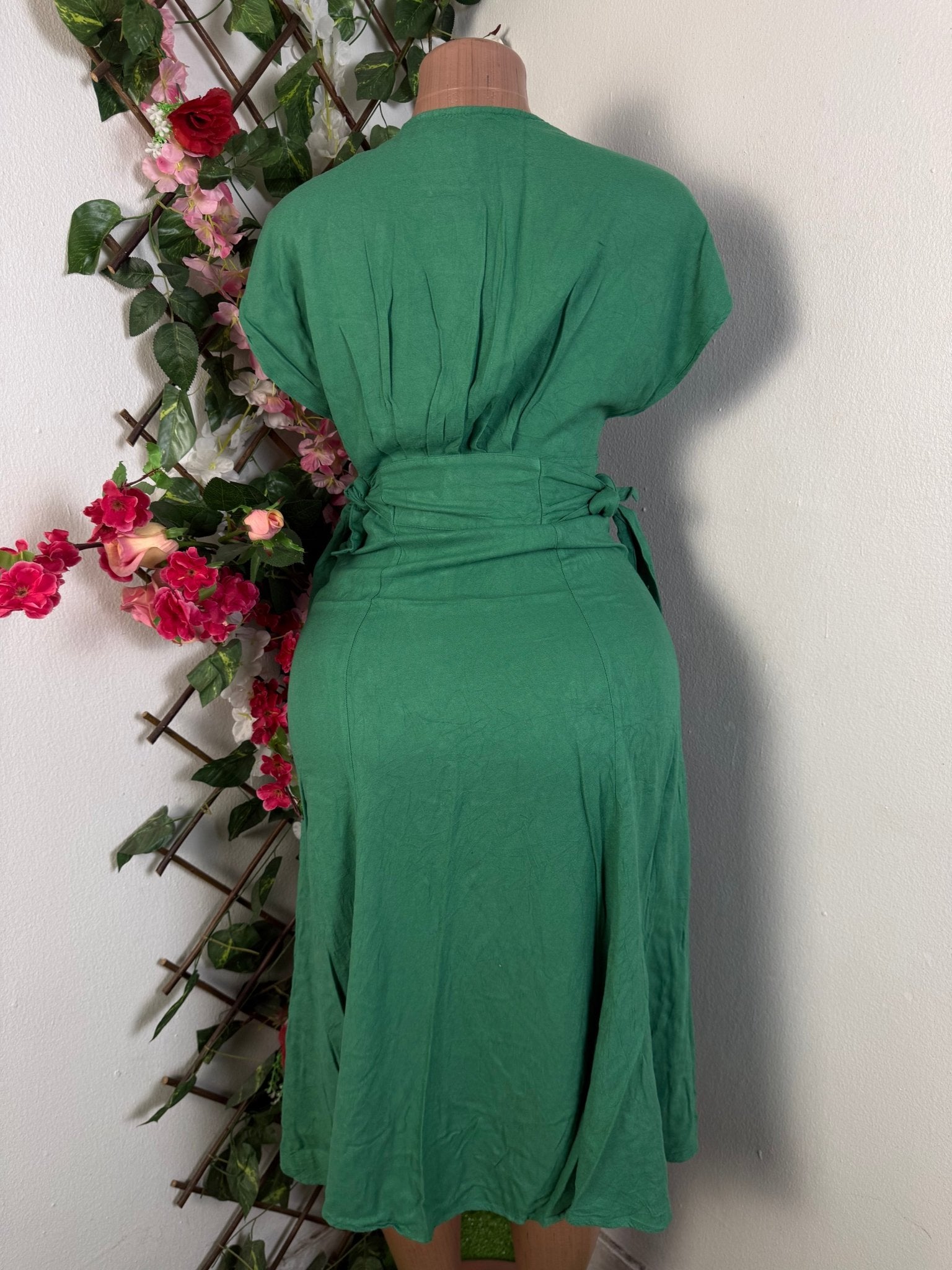 Robe longue à boutons côte nouée - Perluna Store - kinshasa