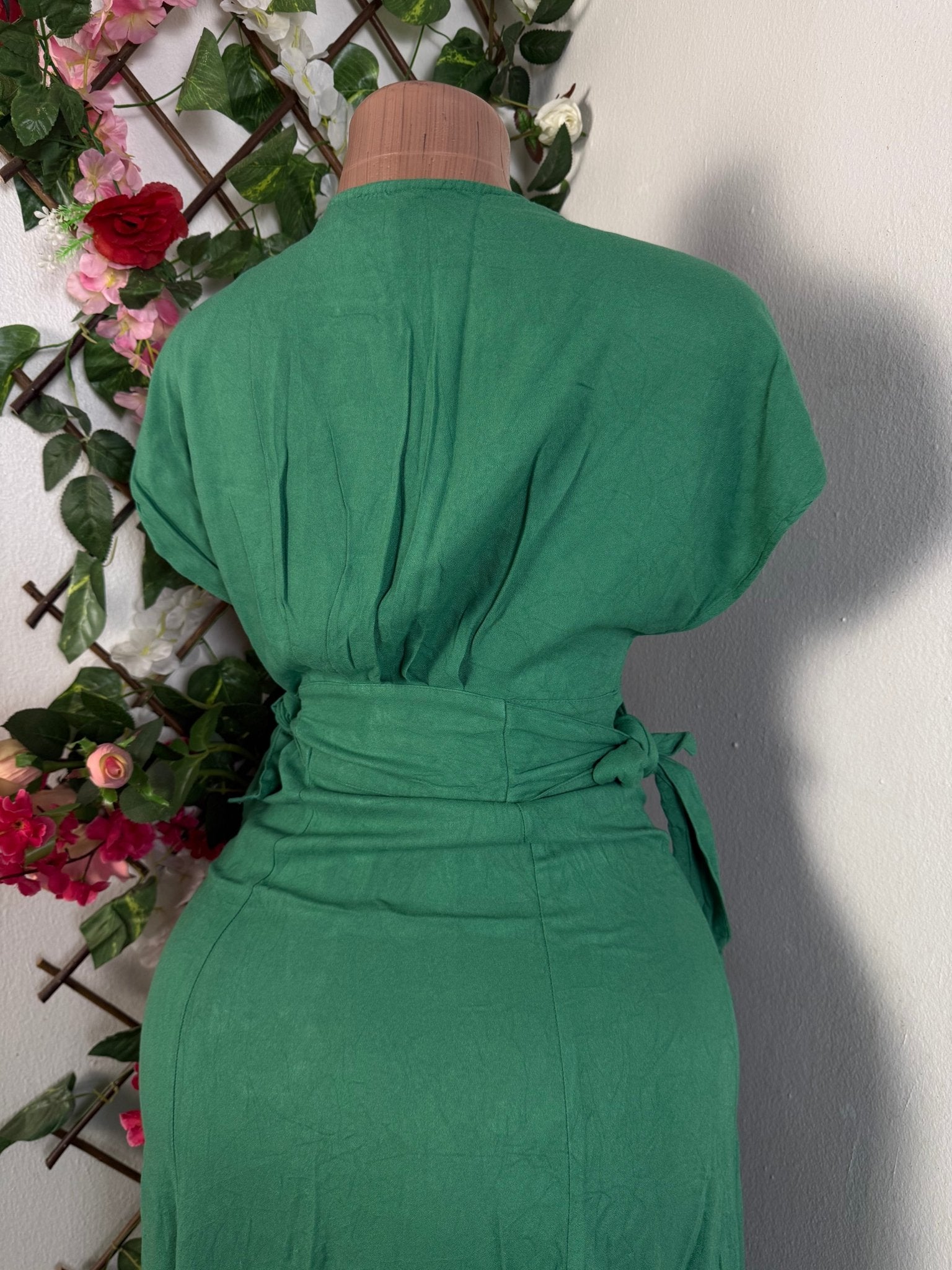 Robe longue à boutons côte nouée - Perluna Store - kinshasa