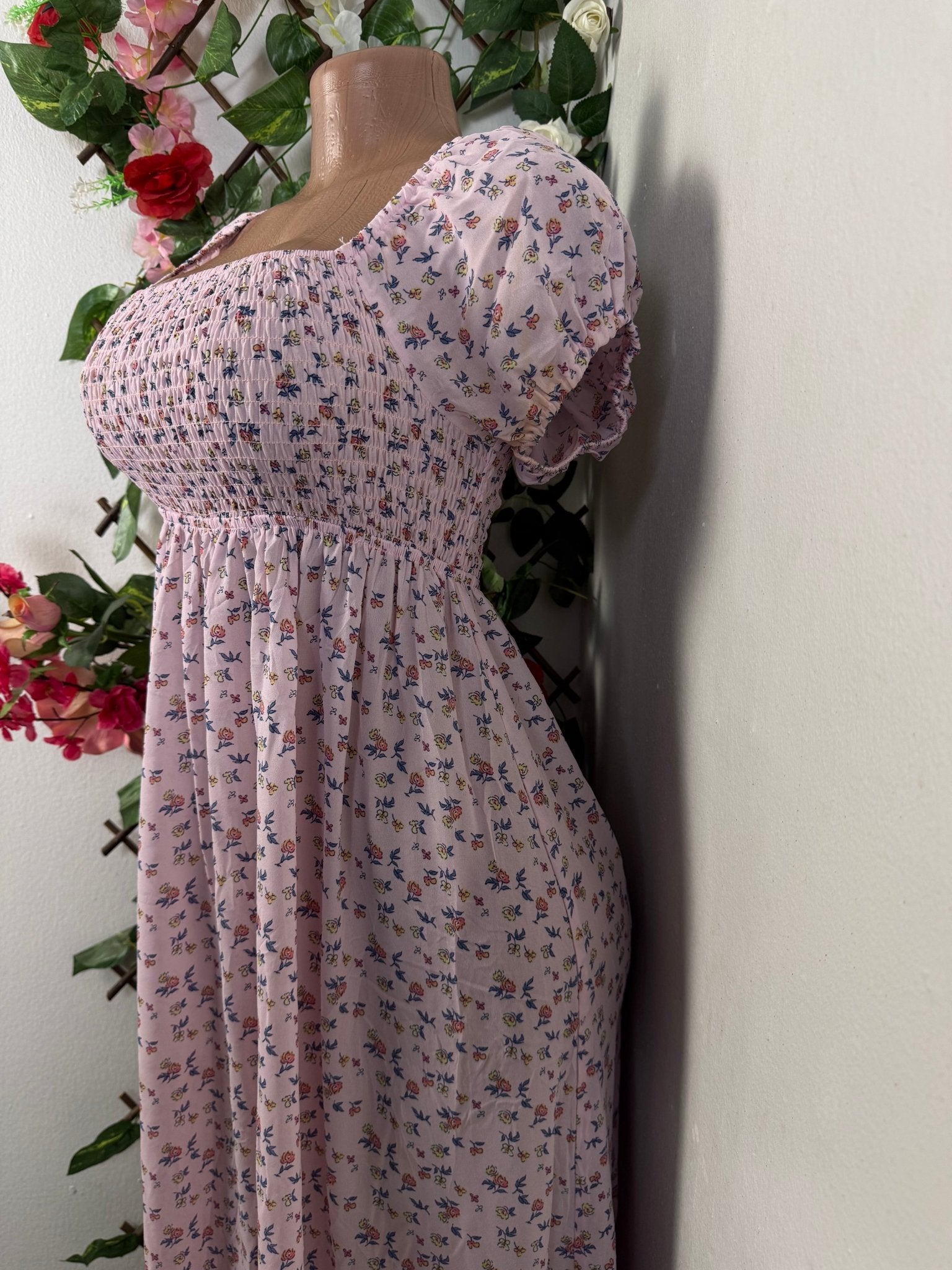 Robe longue à colle carrée - Perluna Store - kinshasa