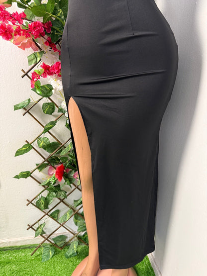 Robe longue a fine bretelle avec fente - Perluna Store - kinshasa