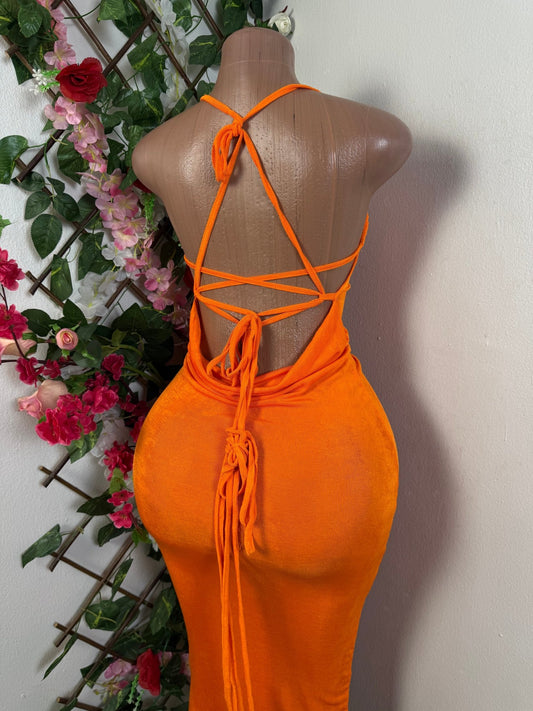 Robe longue a fine bretelle dos croisee - Perluna Store - kinshasa
