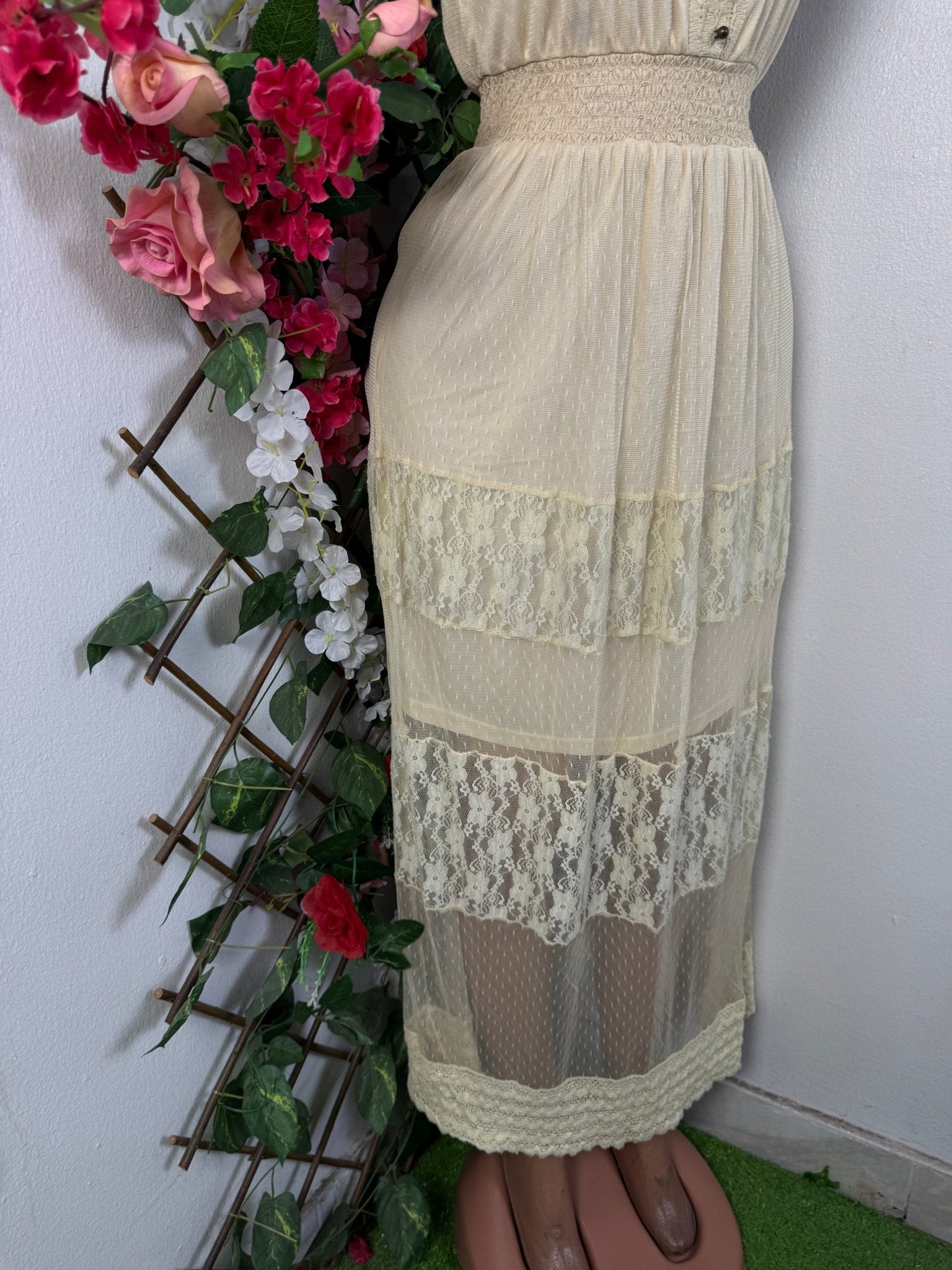 Robe longue à fine bretelle drapée - Perluna Store - kinshasa