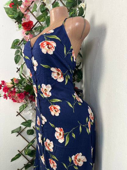 Robe longue à fine bretelle imprimée fleurie - Perluna Store - kinshasa